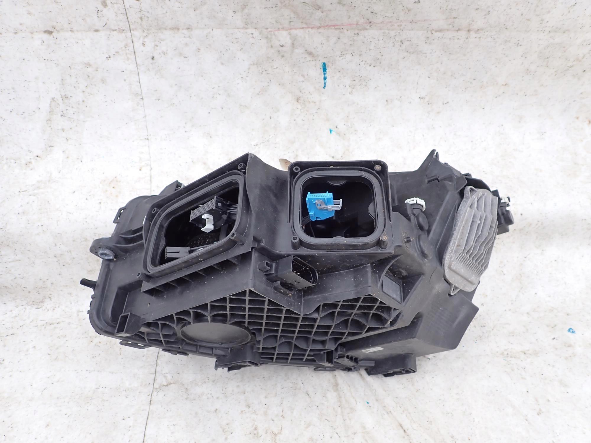 MERCEDES GLC and 1 X253 15-19 light front front right