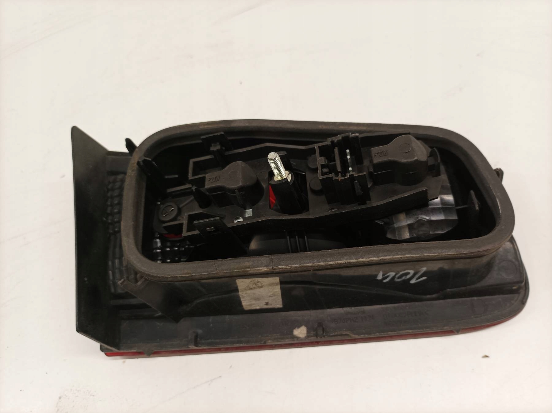 light rear part to the bonnet right HB Renault Laguna II (2000-2007)