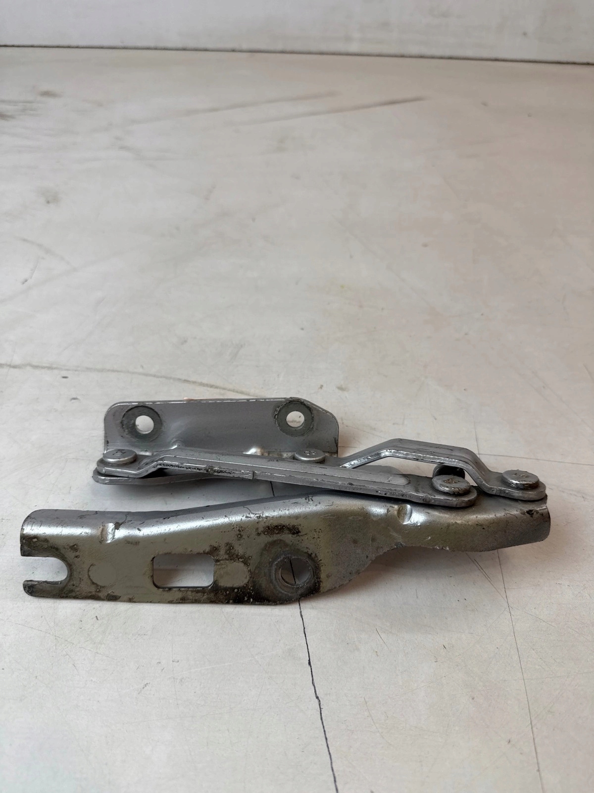 hinge bonnets front front right Volkswagen Eos