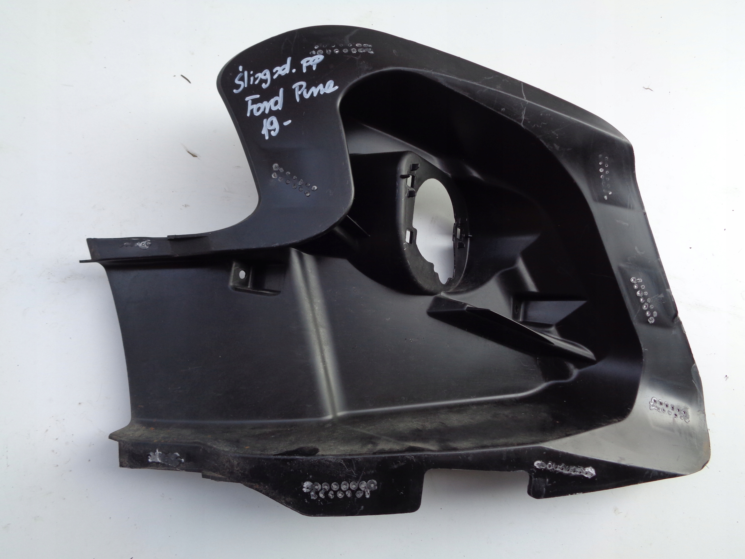 bumper bracket right front FORD PUMA 19