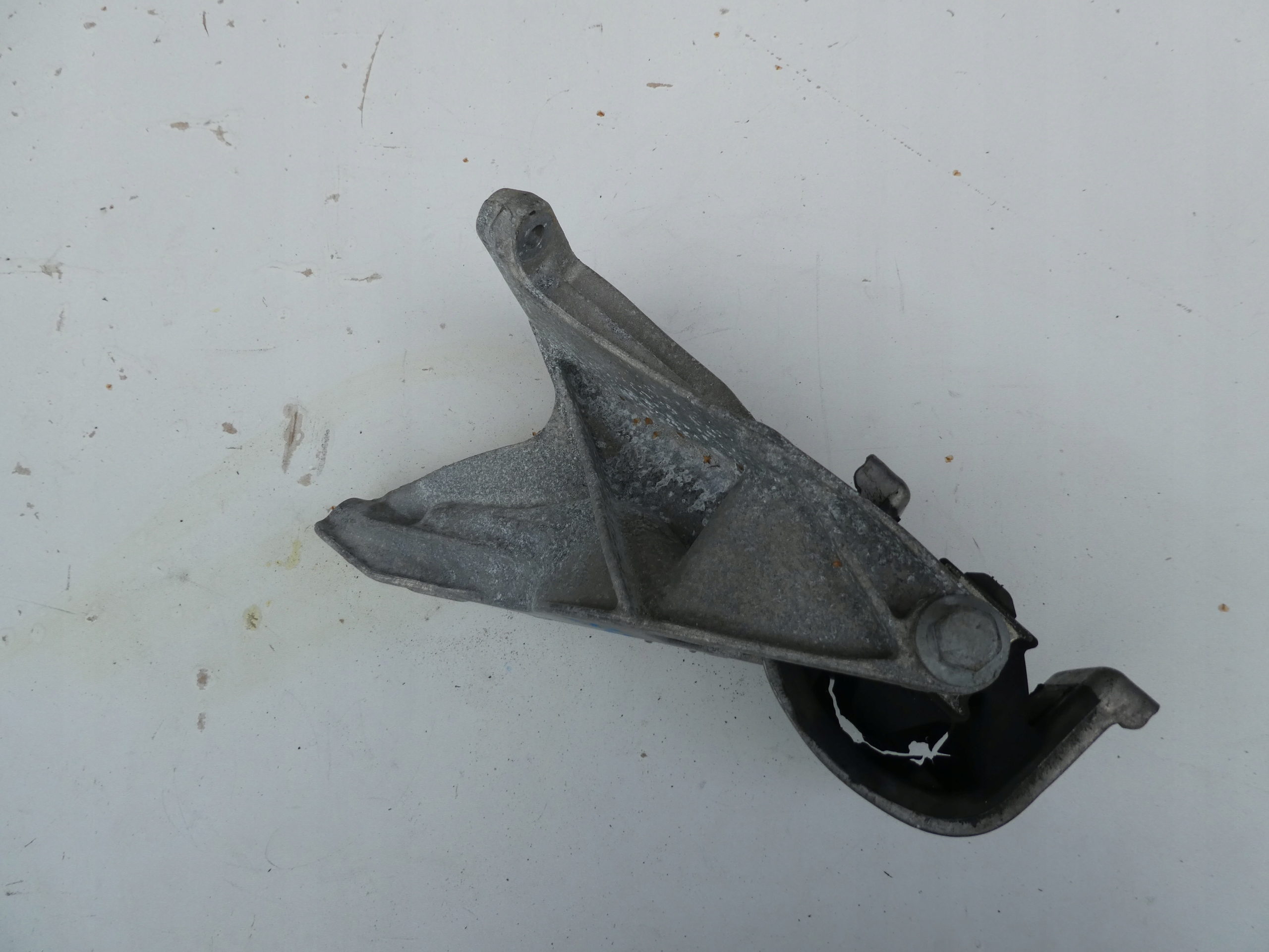 VW T6 2.0TDI holder engine mount 7E0199343B