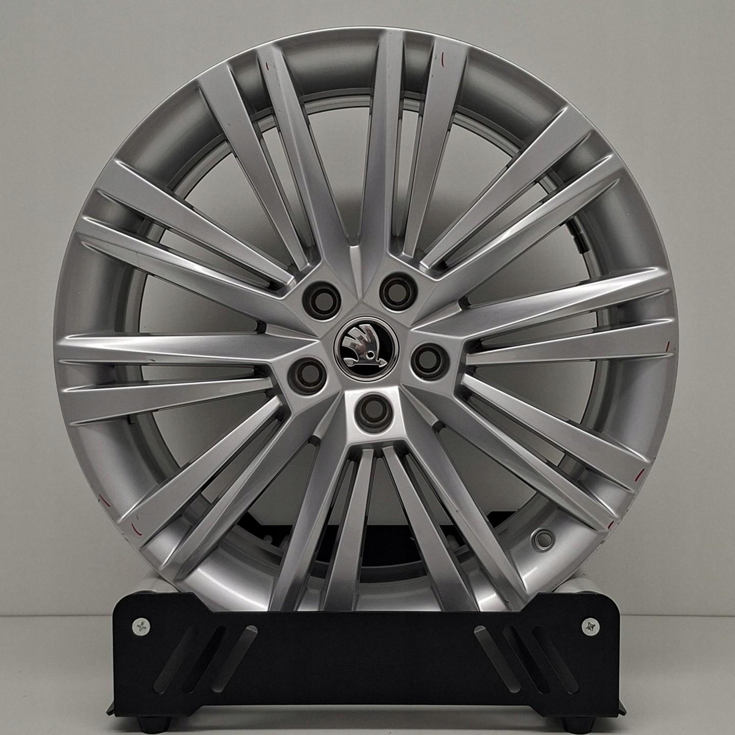 SKODA SUPERB 19" 3V0601025AR disk hliníkový