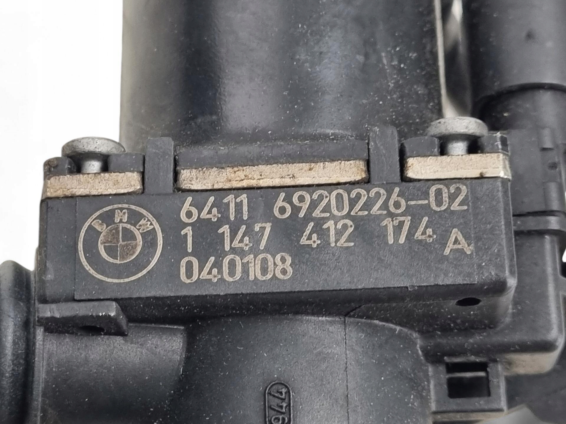 Sensor sterujacy des Gasses chlodzacego BMW 5 E60/E61 E60 2004 6920226