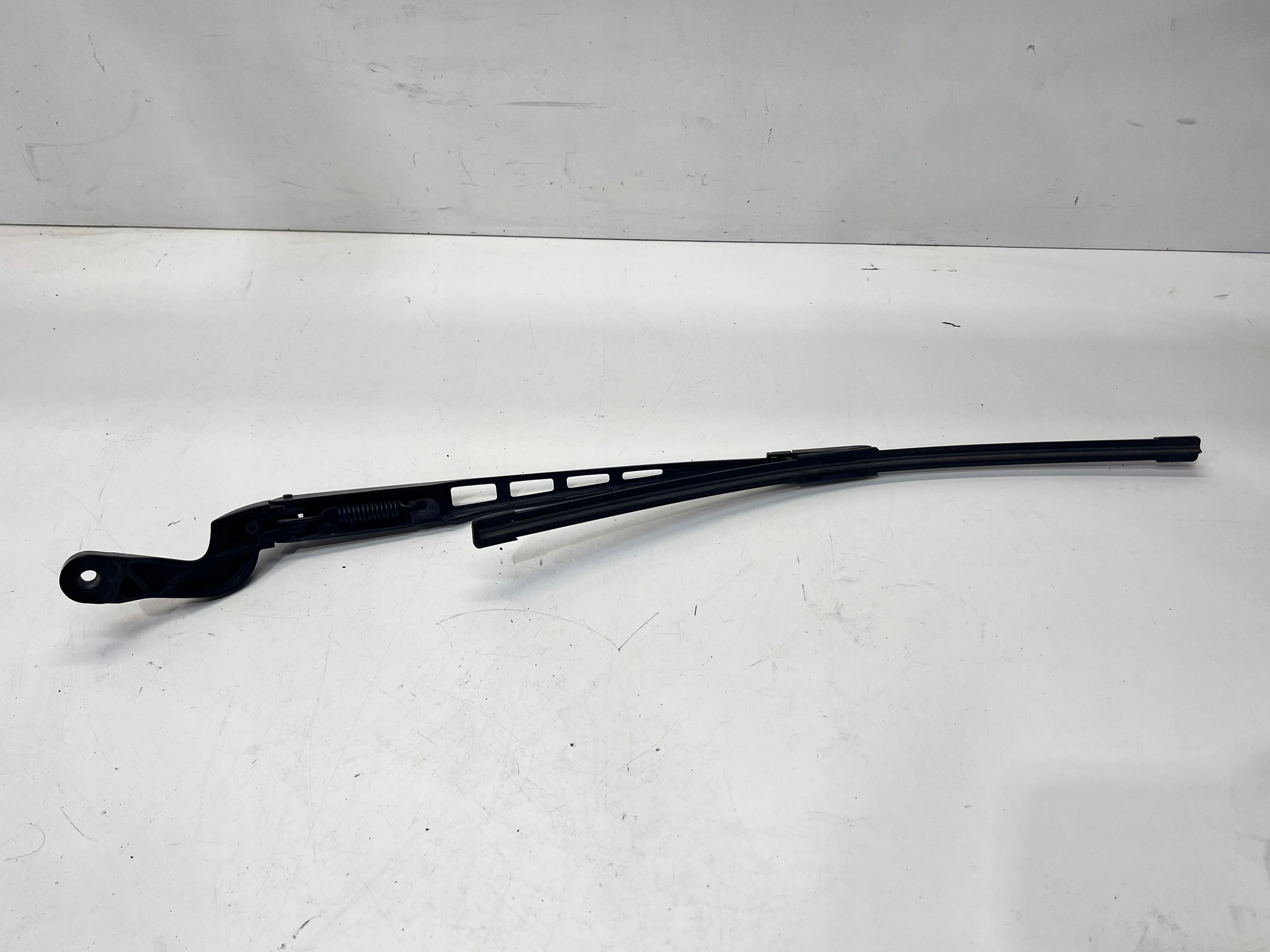 wiper arm AUDI A6 C6 left 4F1955407B