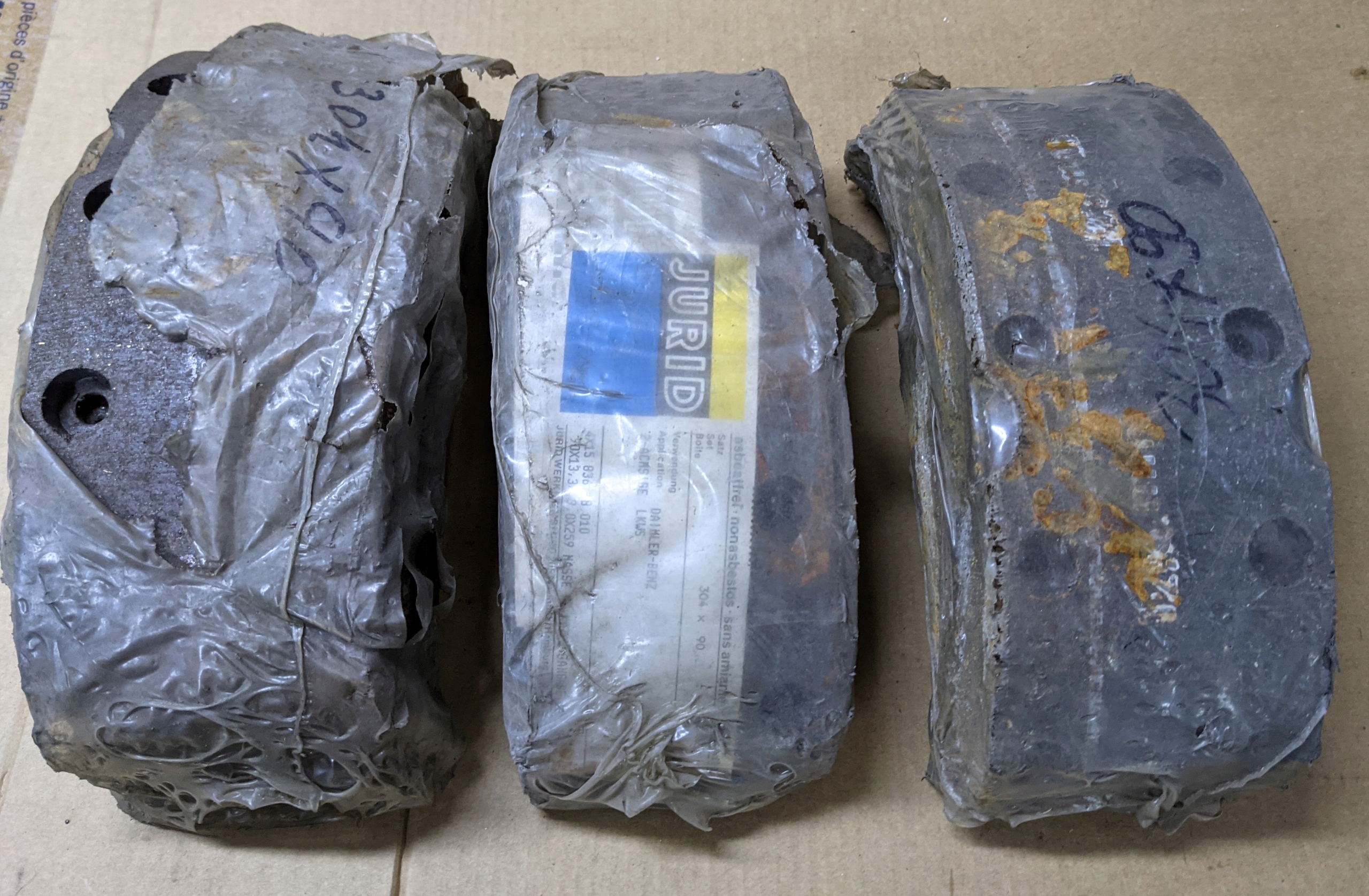 Юрид врет. тормозные колодки 15836