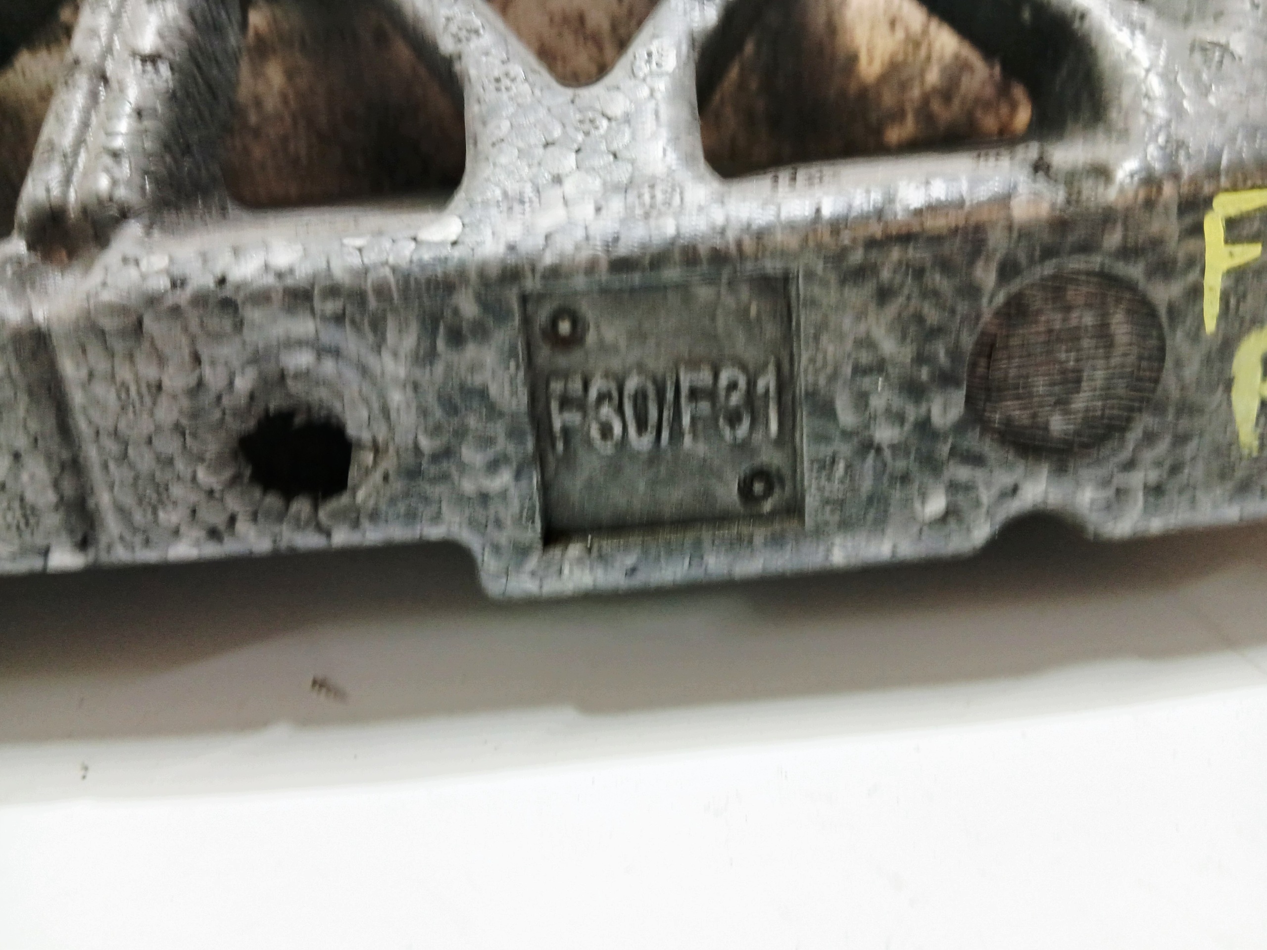 sider ABSORBER of a bumper front BMW F30 OE