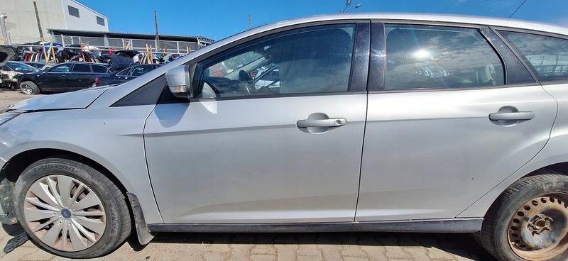 door front front left FORD FOCUS MK3 KOD LAK 0F