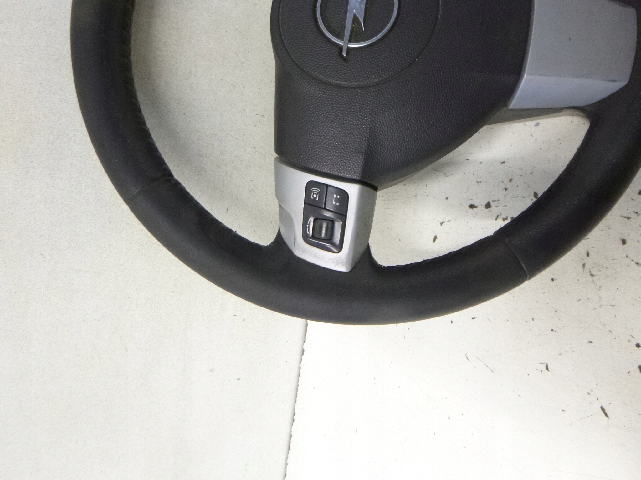 lenkrad + AIRBAG Opel Astra H 1.9 Cdti 2005r.