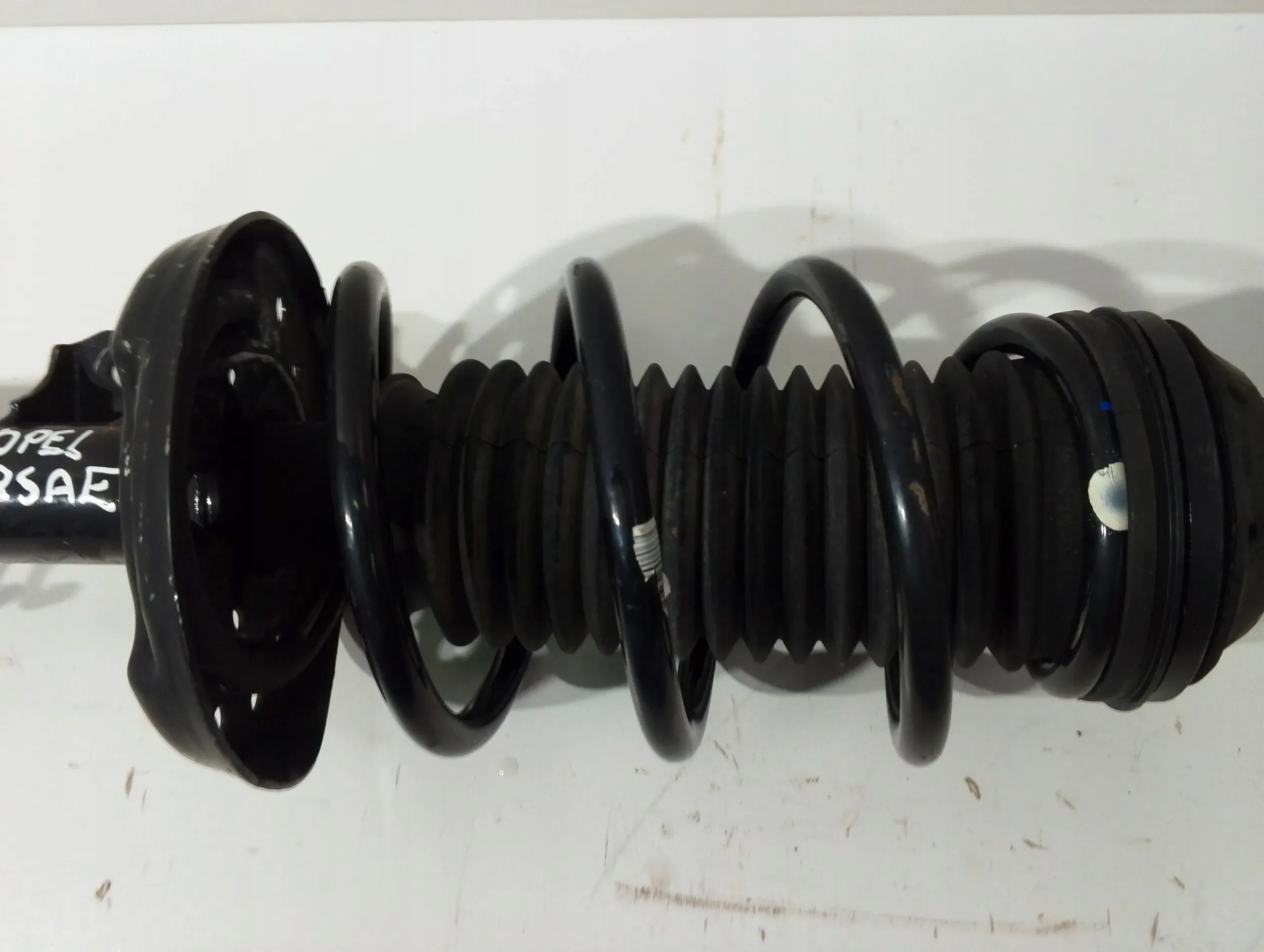 Opel Corsa E shock absorber front right 22283525 (F210)