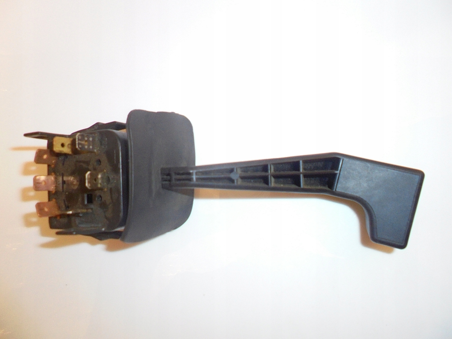 Bouton Indicateurs de direction OPEL 90221174