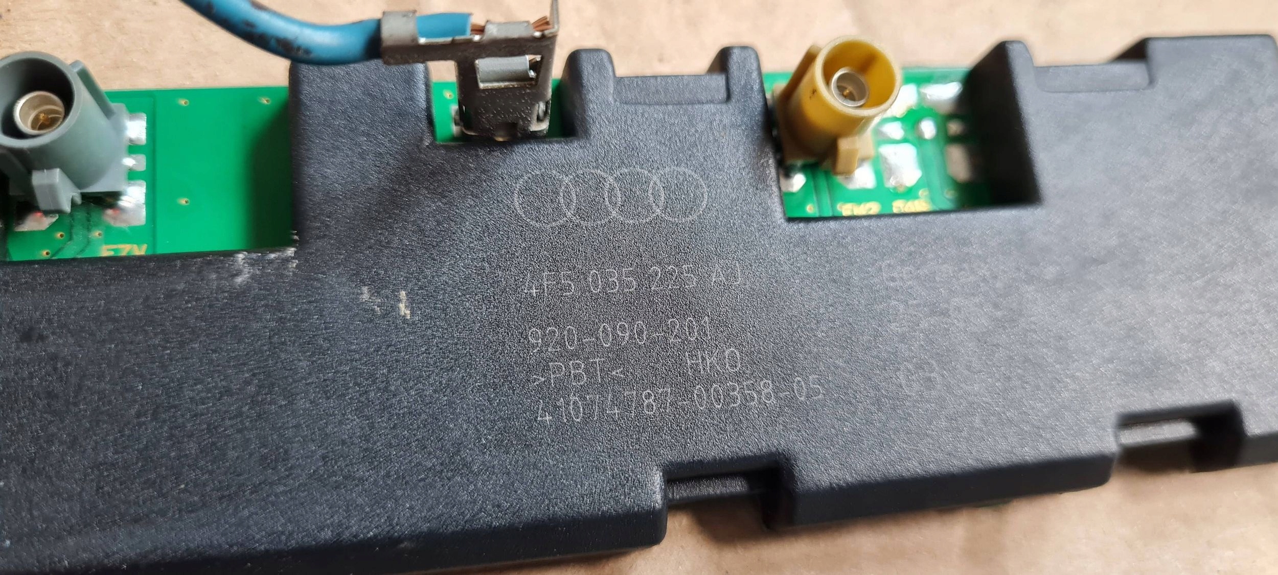 A6 C6 LIFT amplifier ANTENY AUDIO sedan 4F5035225A