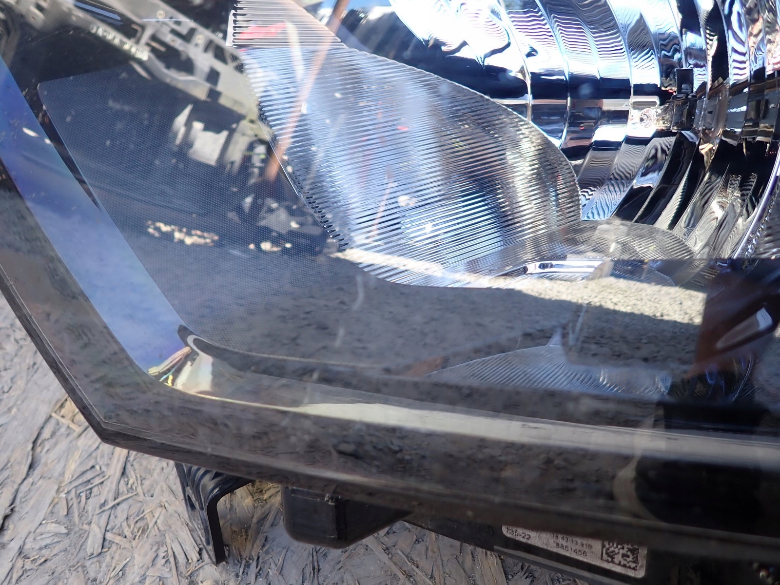 light left REFLEKTOR left RENAULT MASTER III LIFT IV 2019-2024R 260607867R