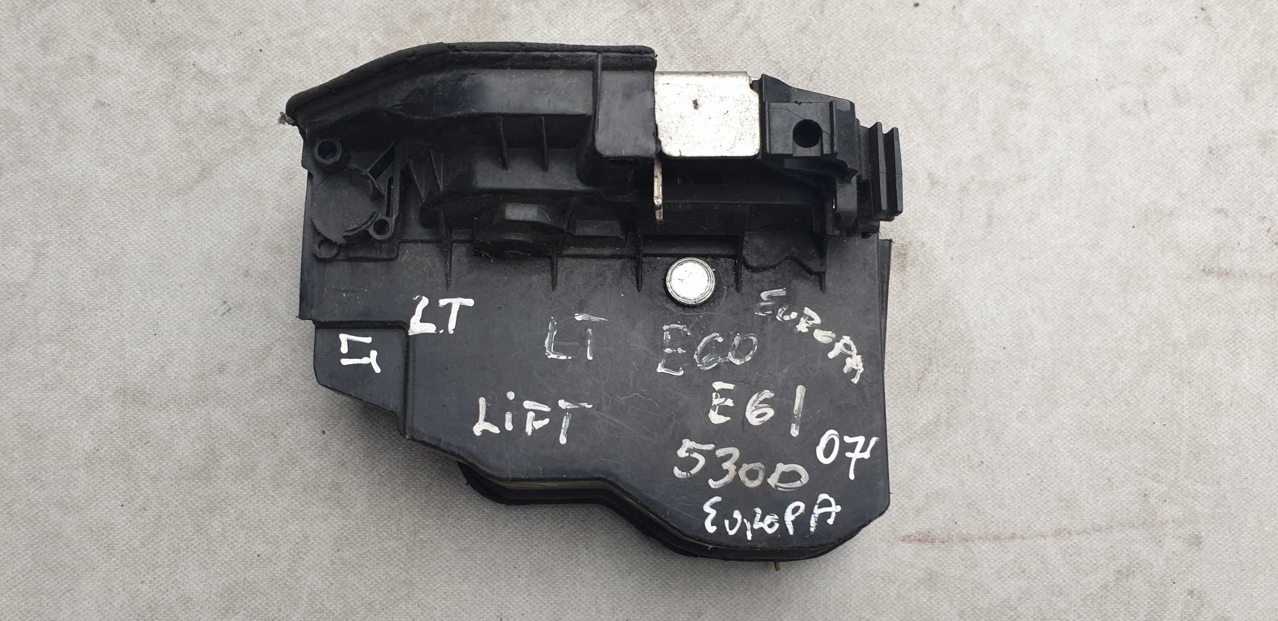 lock left rear part door BMW 5 E60 E61 2005- 7202147