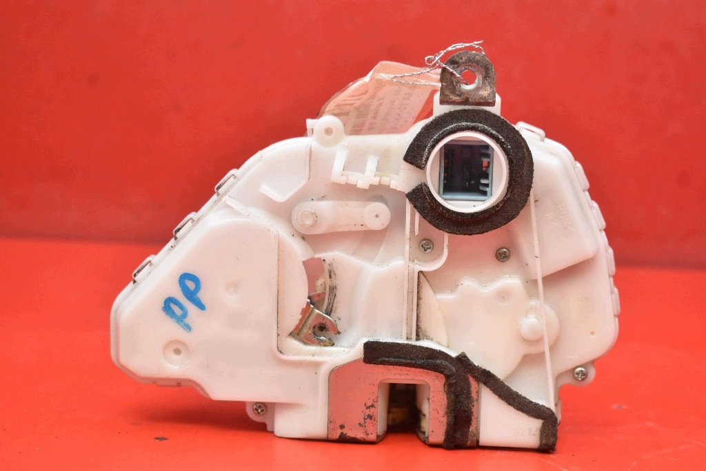 lock door right front front EU HONDA ACCORD 8 VIII 07-11