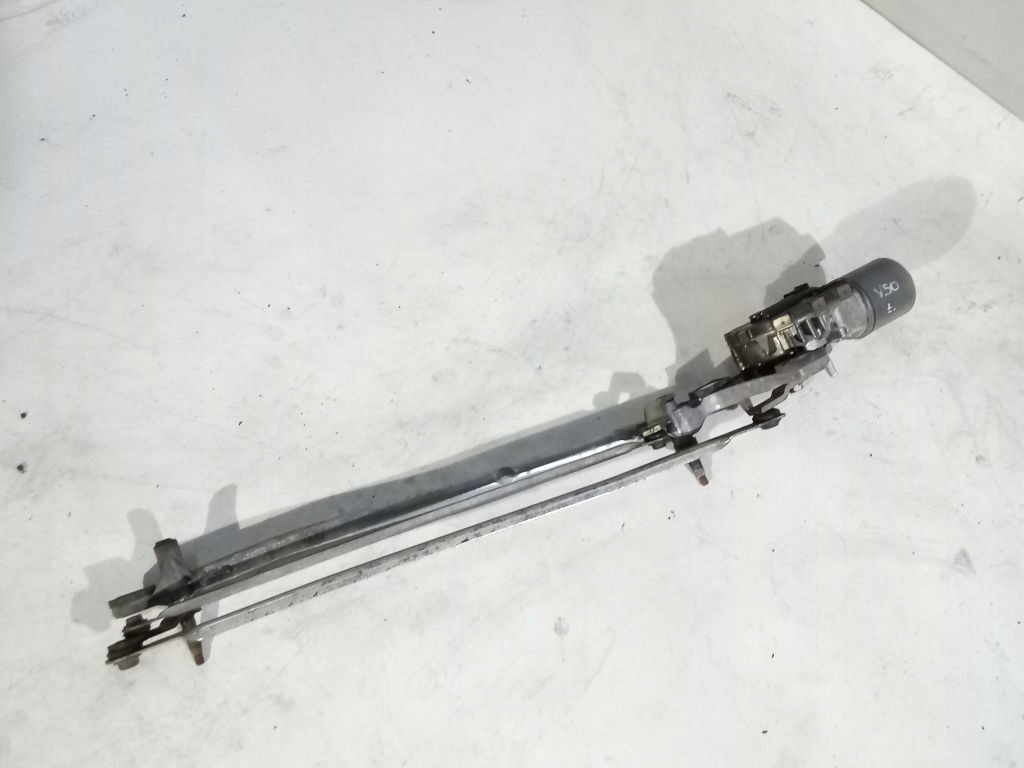 Volvo V50 wiper mechanism front