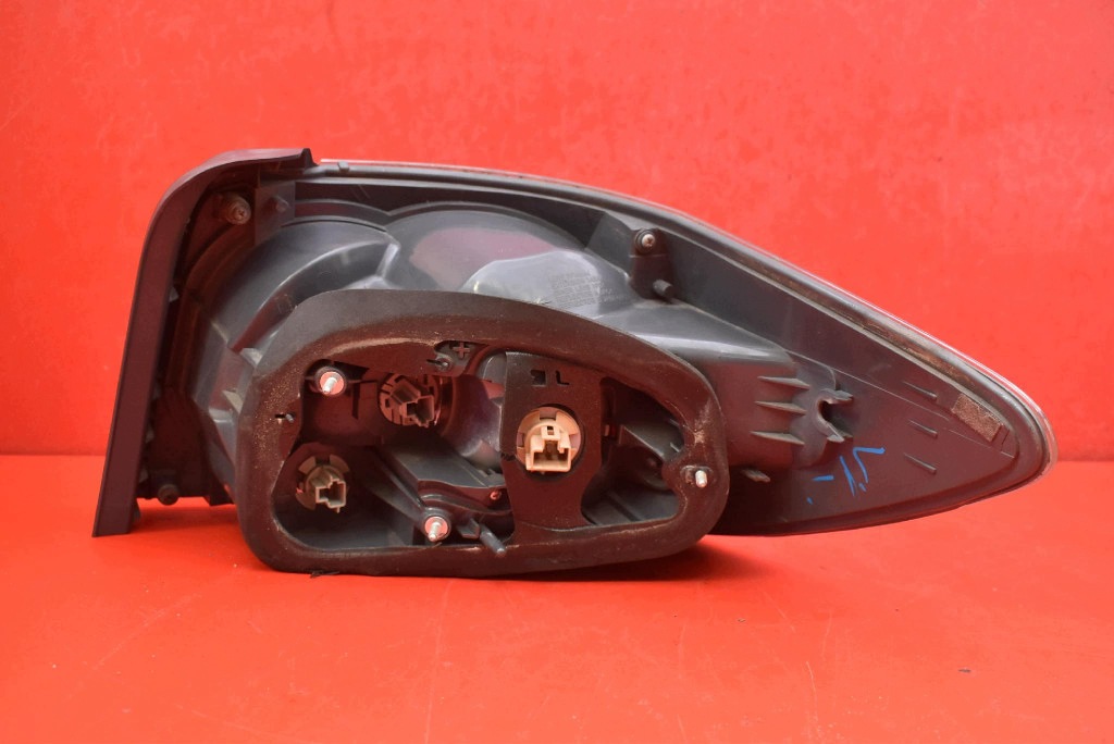 light left rear part rear EG21-51150 MAZDA CX-7 06-09