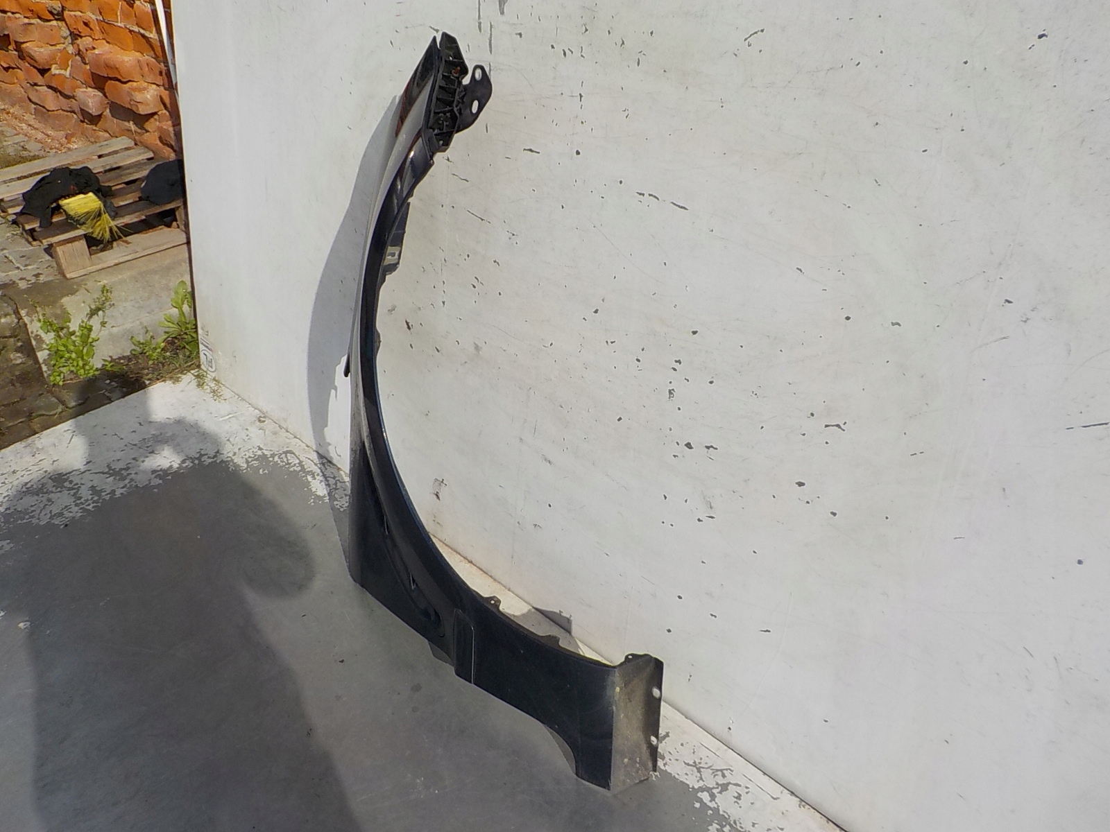 675 FORD S-MAX blatník pravý předek přední