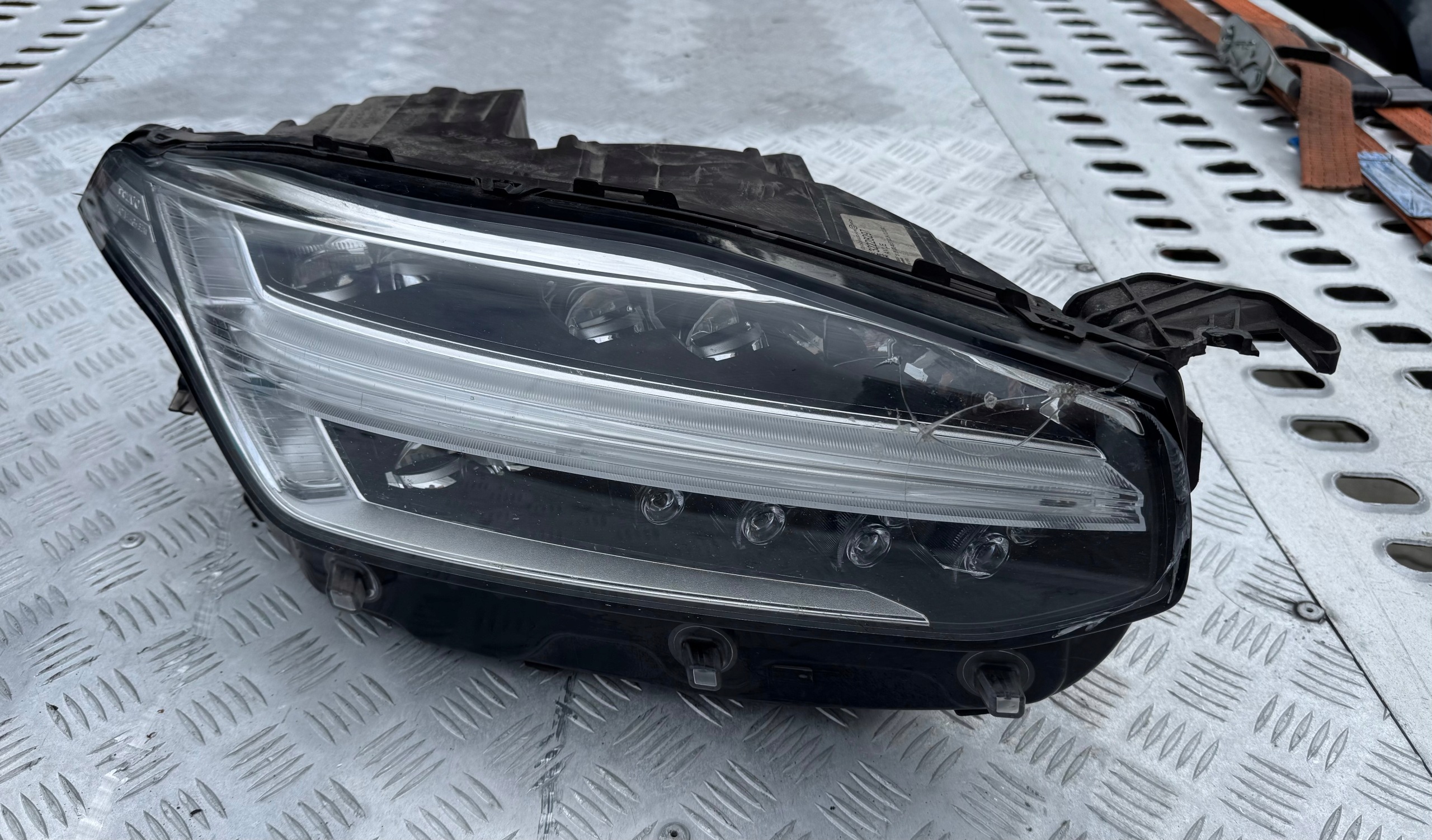 VOLVO XC90 XC-90 II 2 FULL LED 15- light front front right 32228297 EU