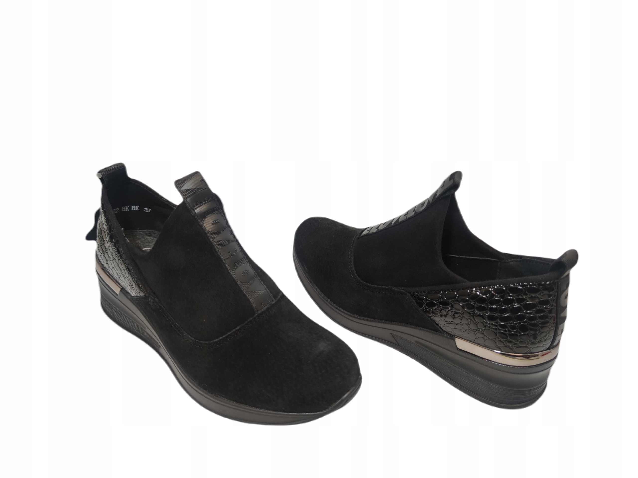 Filippo kožené dámské tenisky DP1689 černé r37