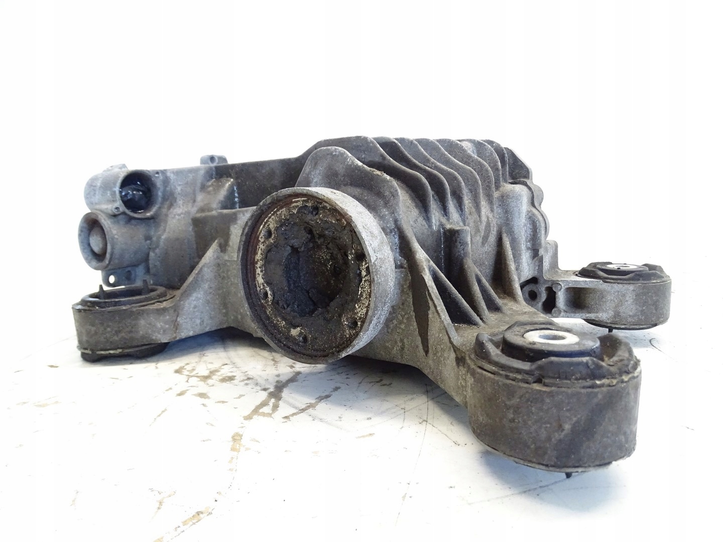 differenciál differenciál far hátsó AUDI TT 8J GOLF V R32 3.2 VR6 0AV525010D JJN