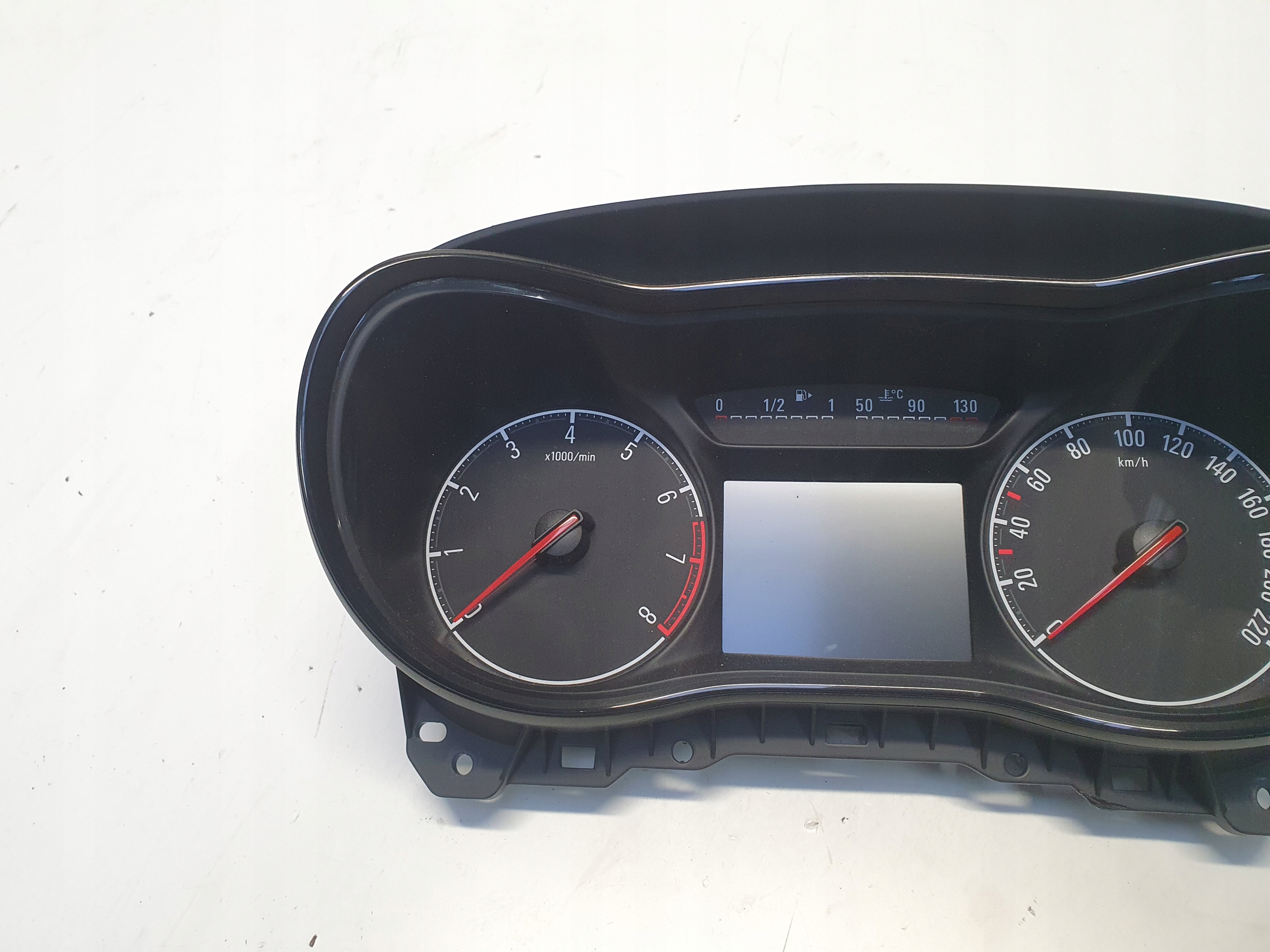 OPEL CORSA E dials dials 39129457 petrol EU