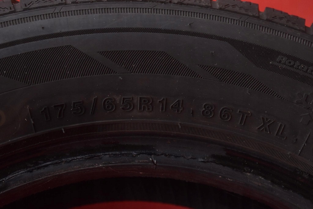 tyre tyres 2 pcs ZEETEX winter 175/65/14 24R