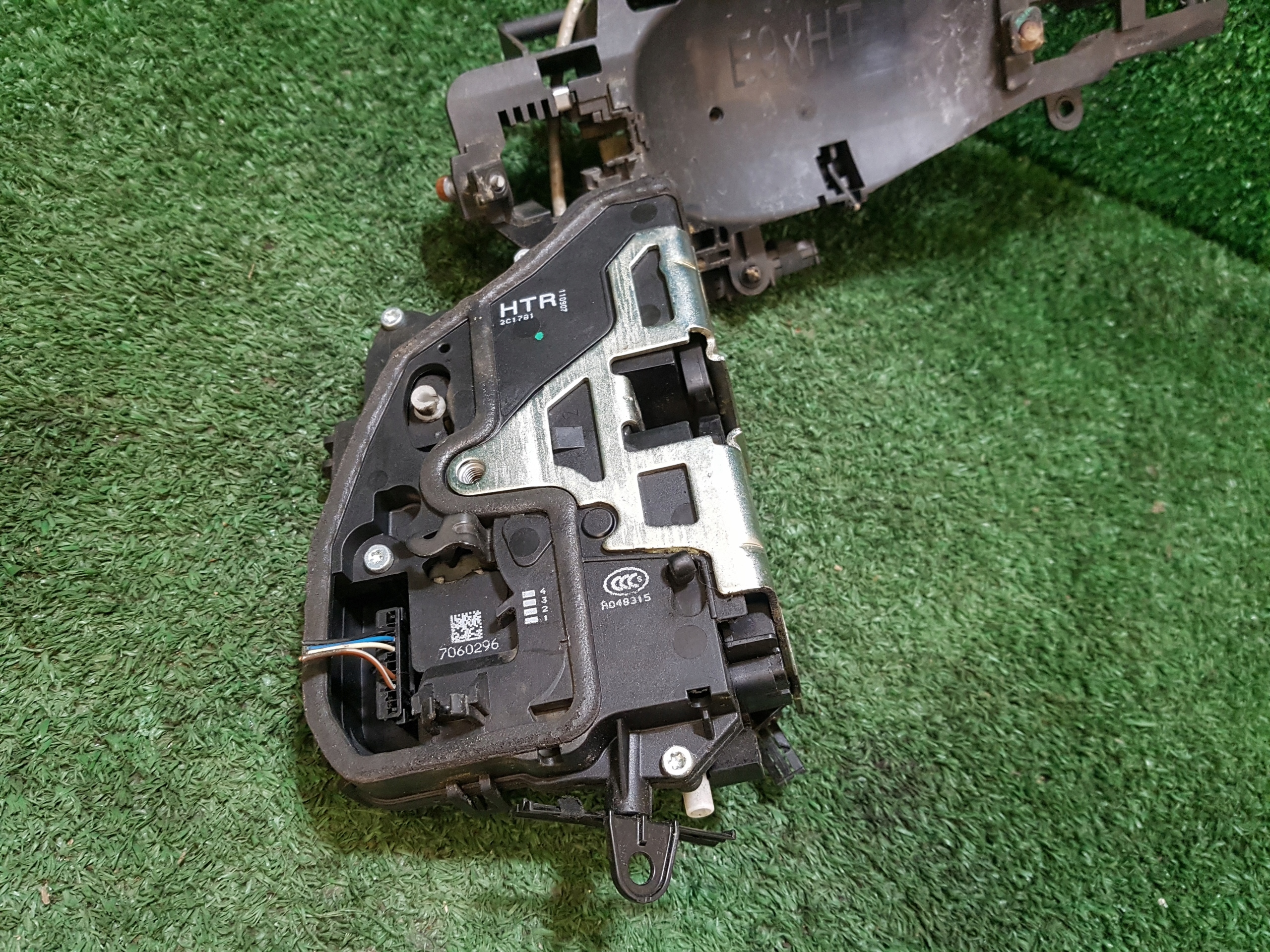 lock door right rear part rear BMW E91 7 PIN 7060296