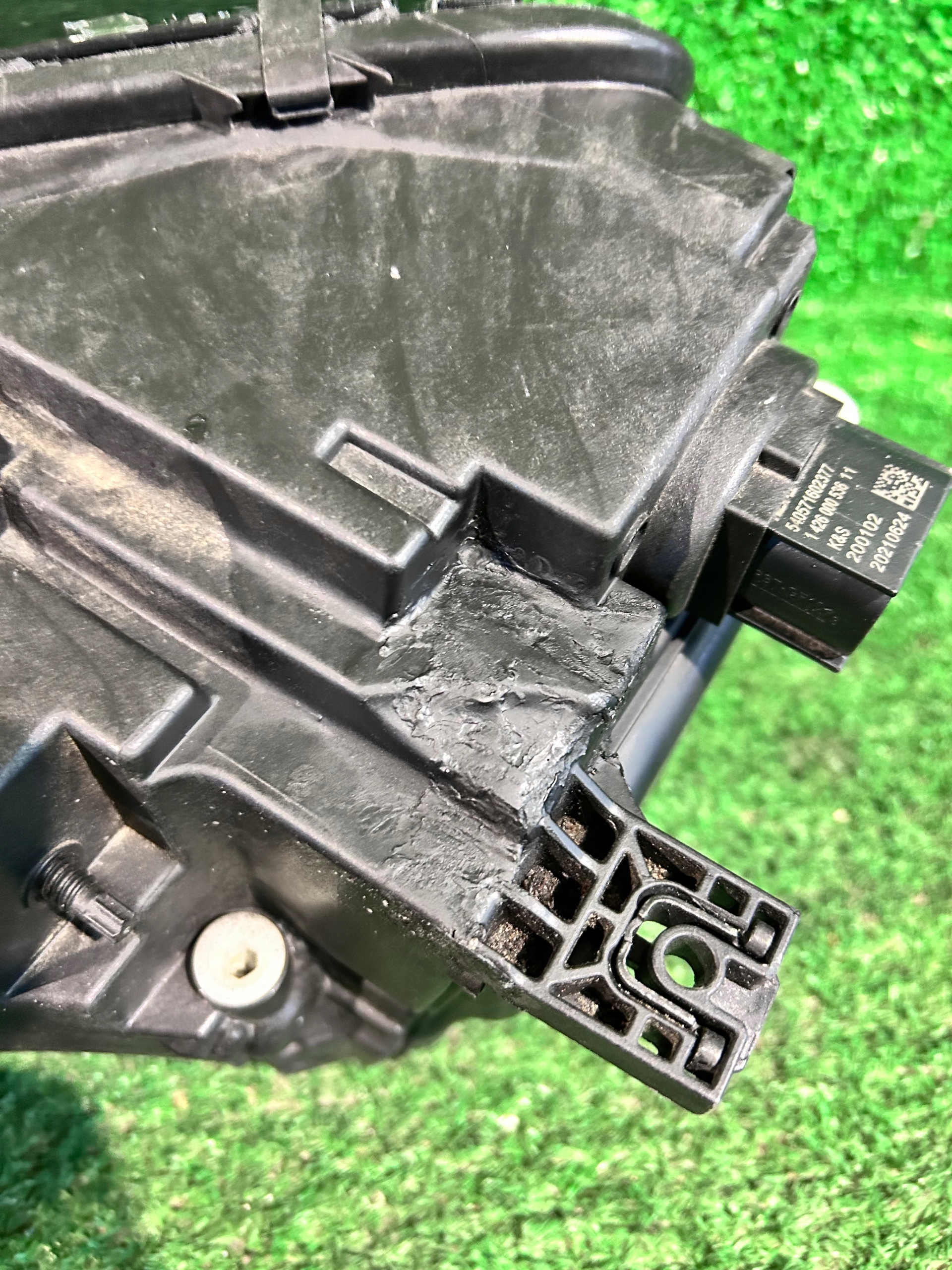 REFLEKTOR pravý AUDI A4 B9 LIFT MATRIX