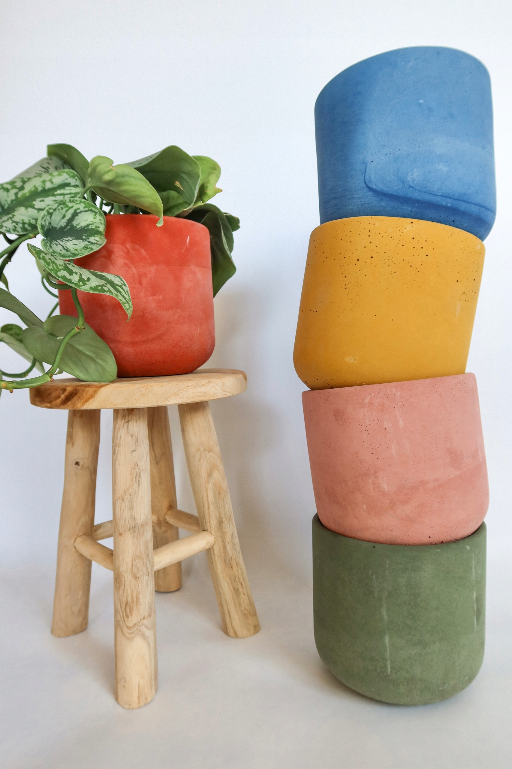 Doniczka betonowa 14cm czerwona ceglana Materiał beton