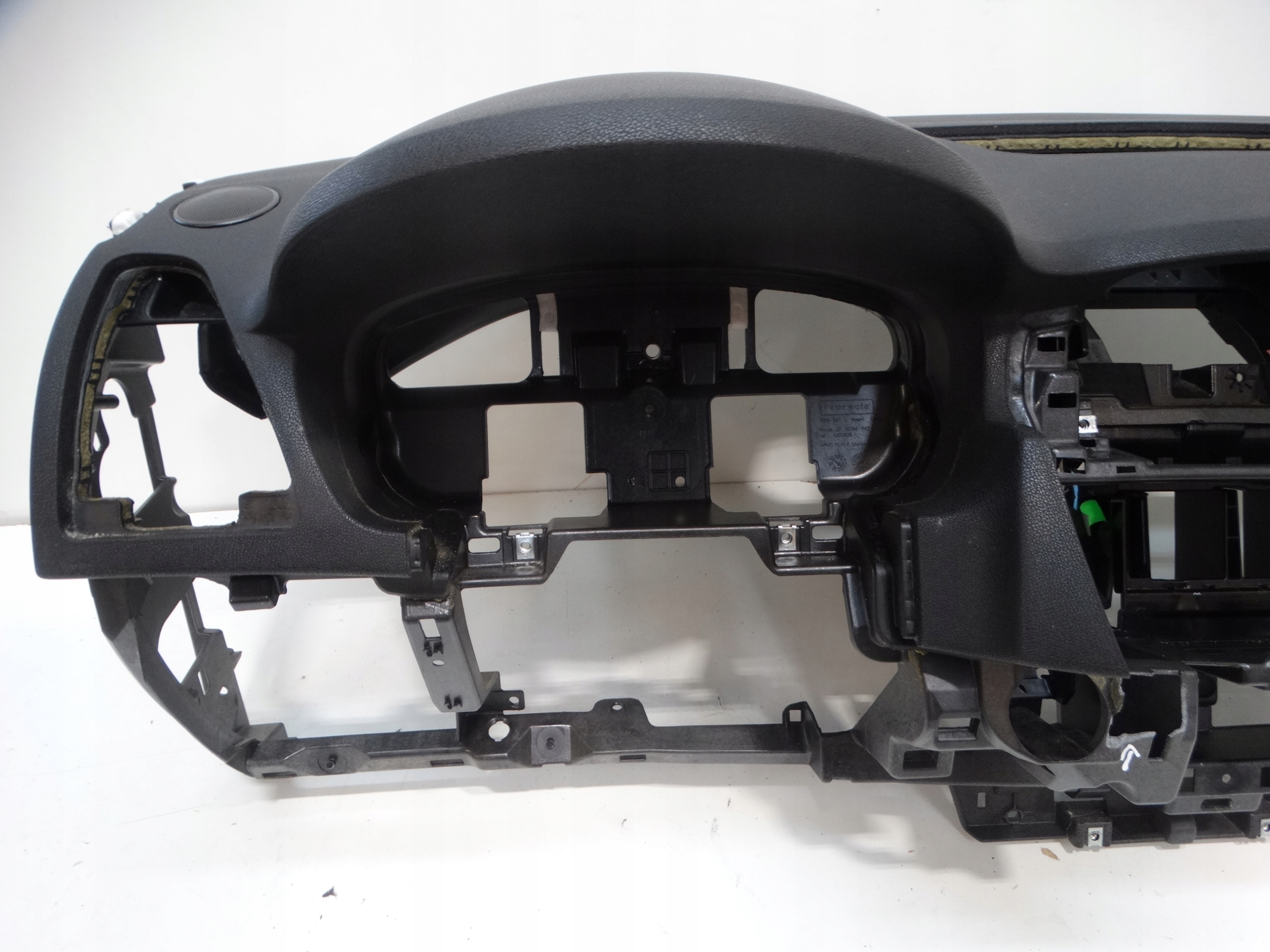 dashboard instrument panel airbag LAGUNA III 2.0 DCI 2010r