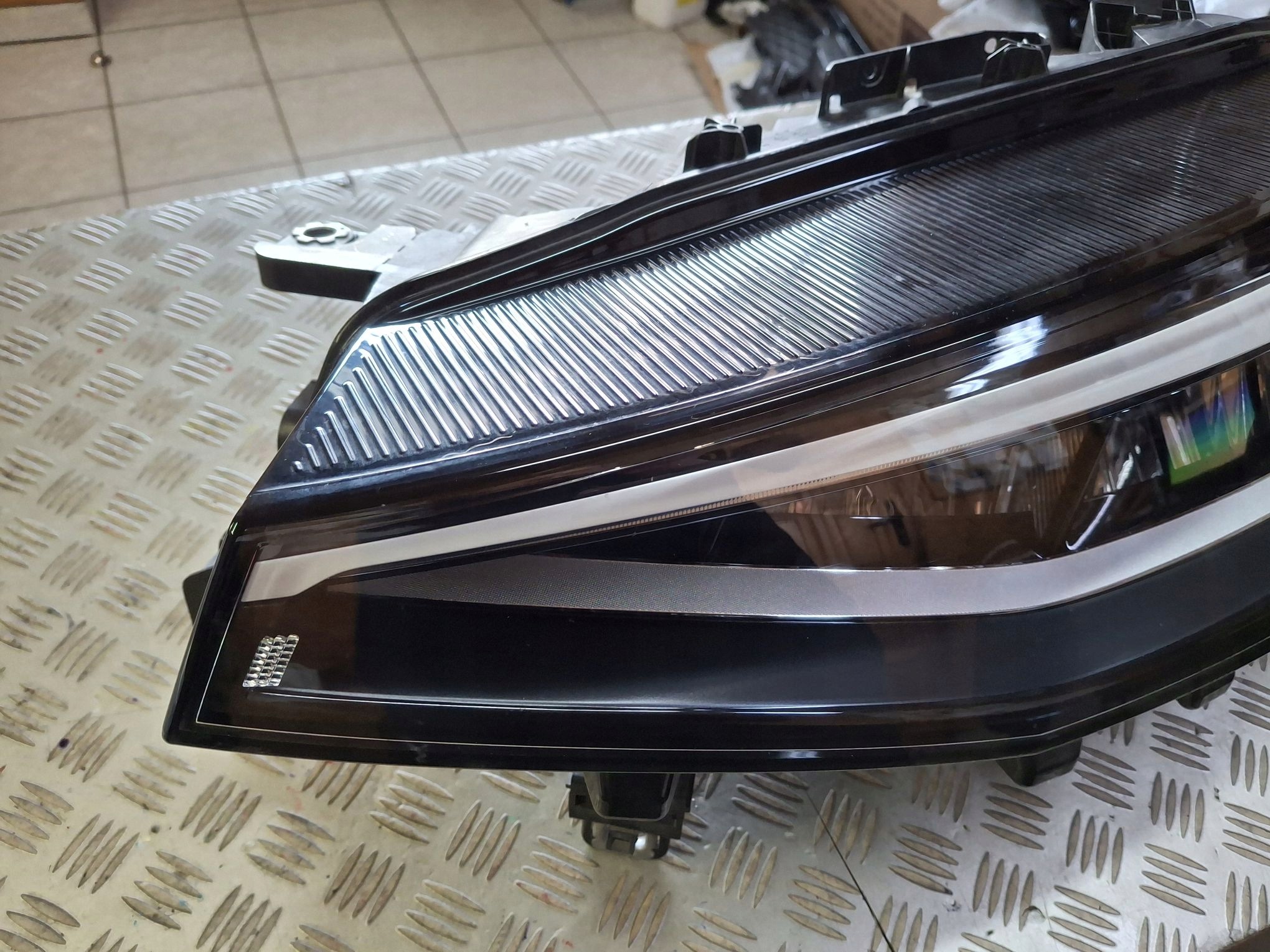 far lijeva prednja FULL LED VW ID4 ID.4 2020R->
