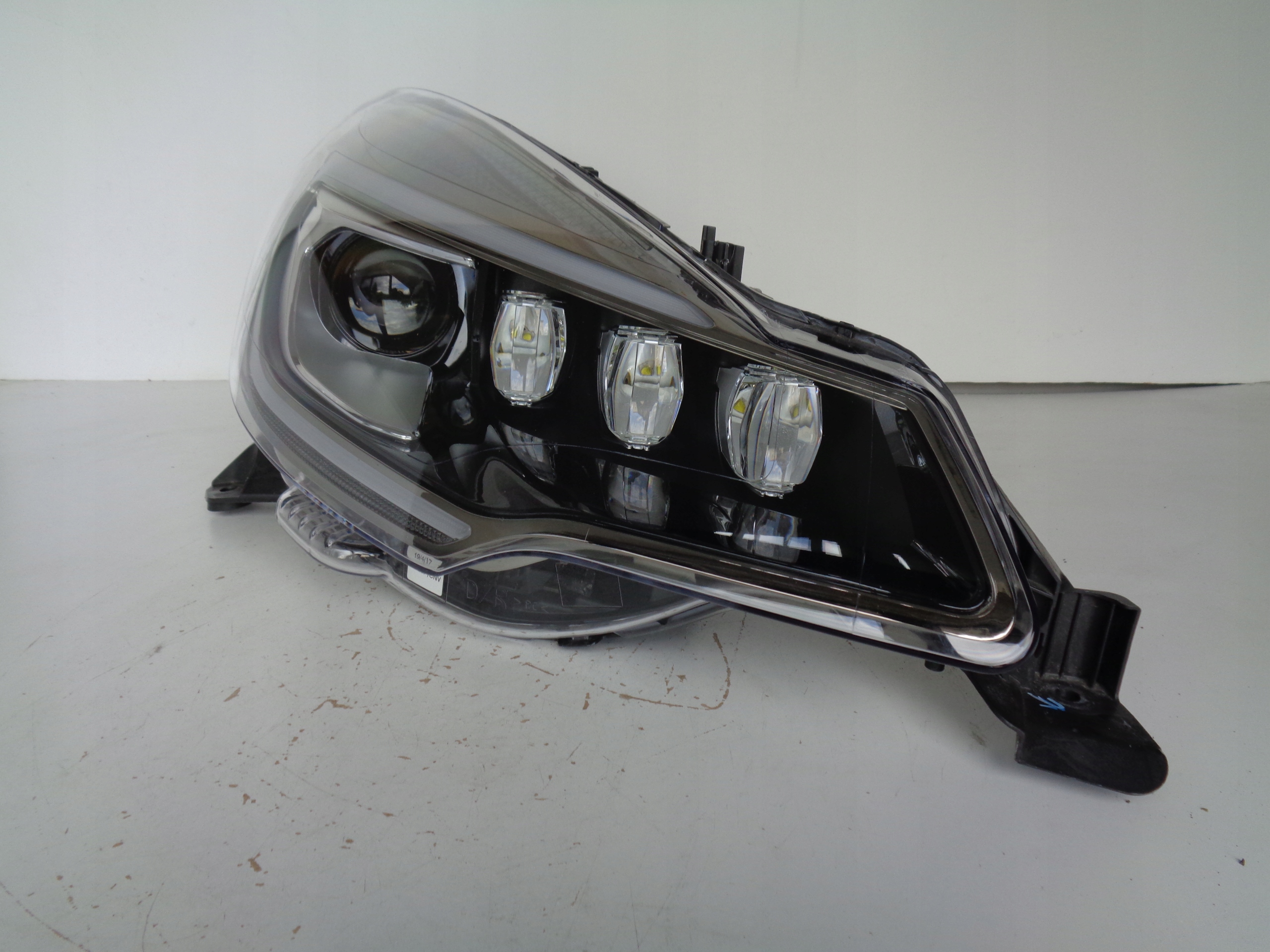 light right REFLEKTOR CITROEN DS3 16- LIFT XENON LED