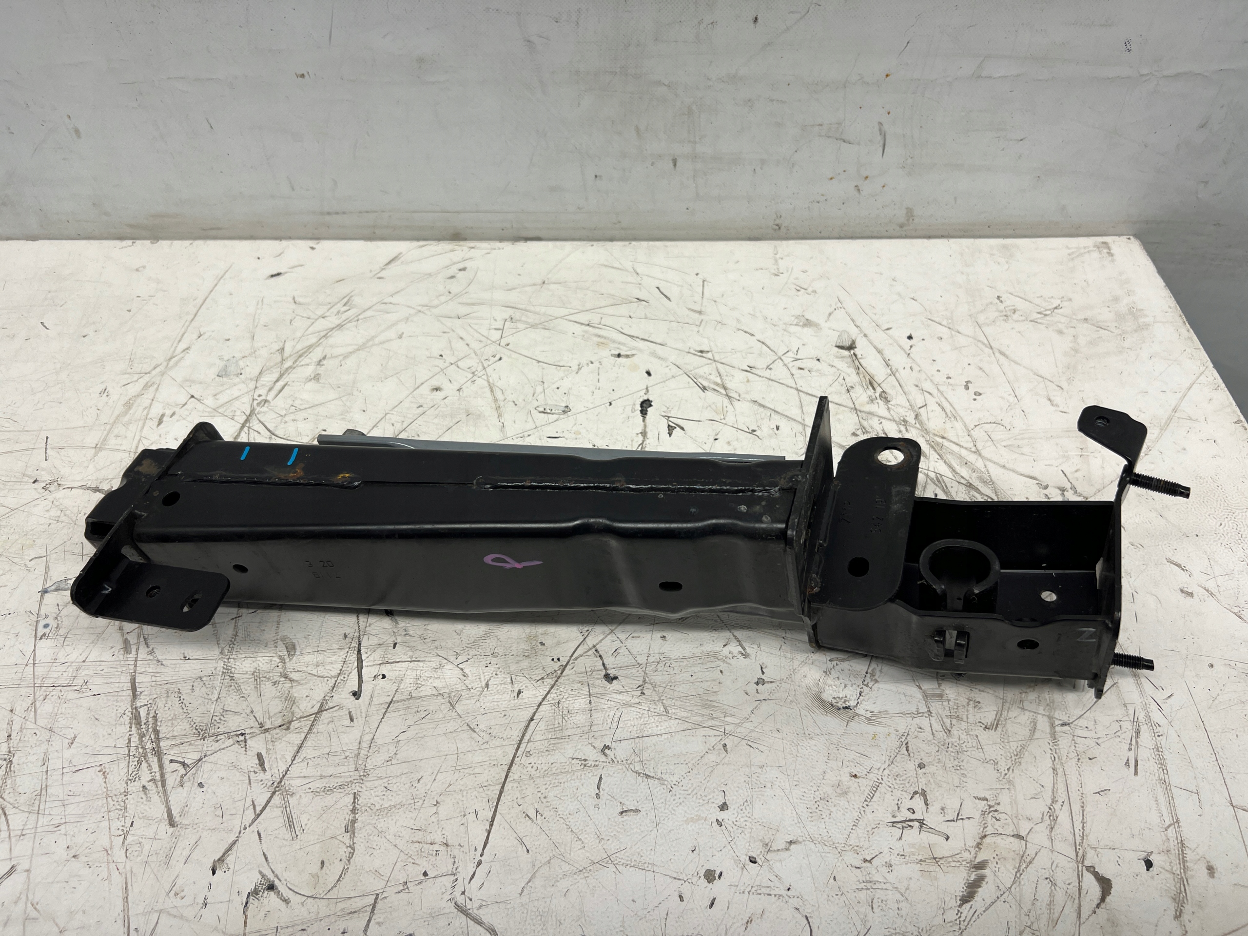 Renault Scenic IV beam tip right kiel right 758248529R