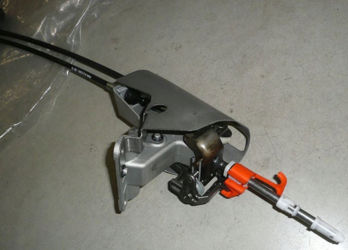 DZWIGNIA ZMIANY BIEGOW RENAULT TRAFIC 2 8200911869 Part manufacturer Renault OE