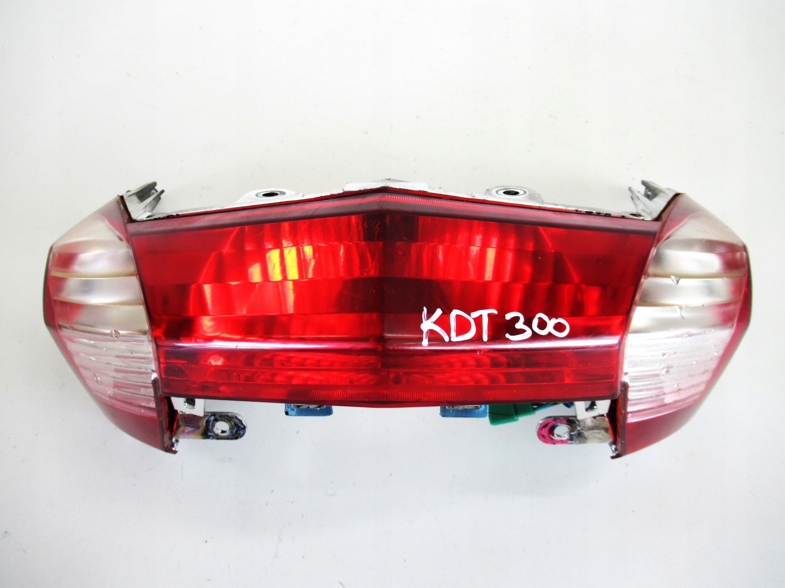 12341010489 - KYMCO DOWNTOWN 300 задний фонарь