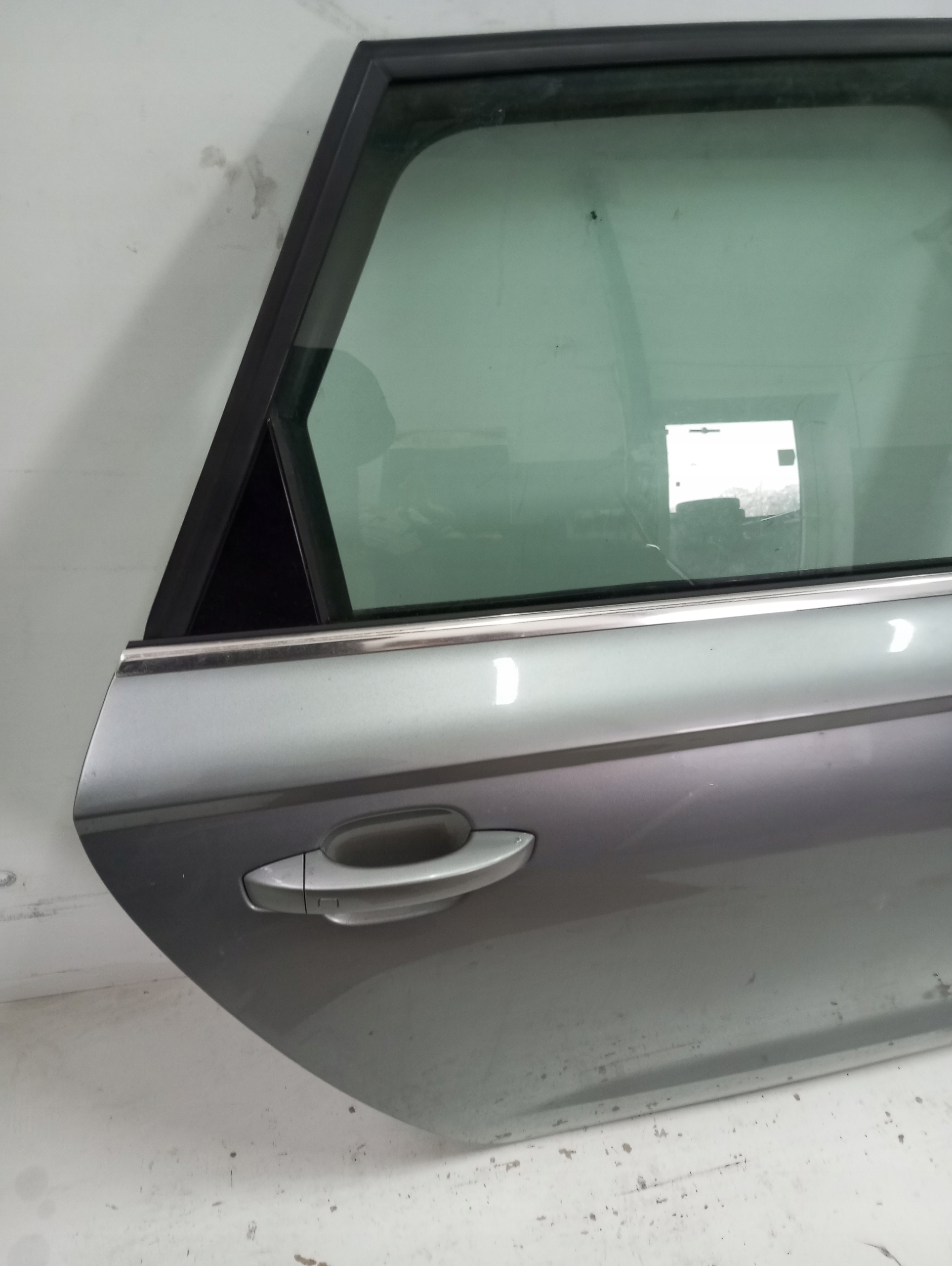 door Audi A6 4G9 12R KOMBI right rear.