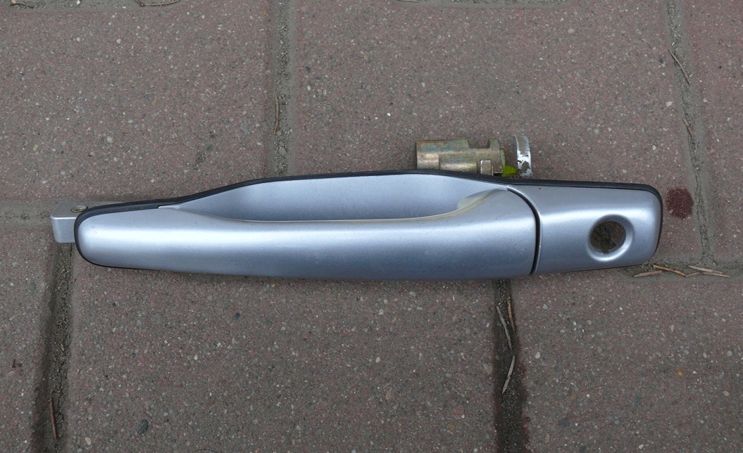 handle exterior left front driver´s MITSUBISHI OUTLANDER and 1 03-06r. A31