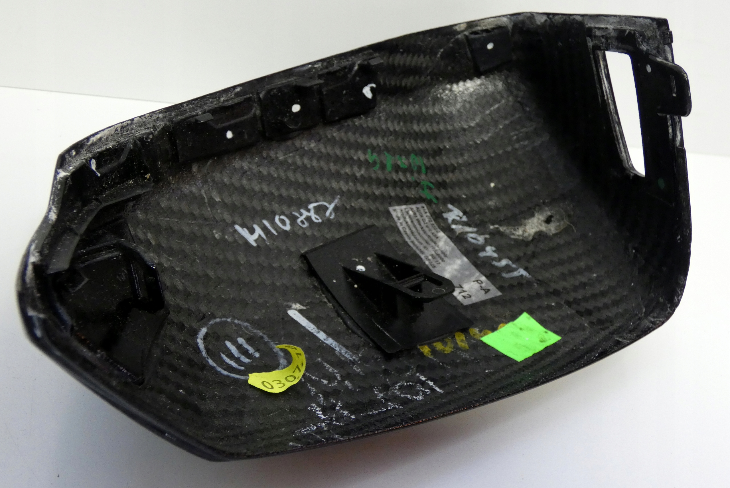 AUDI Q2 CARBON 81A072532C cover mirrors right