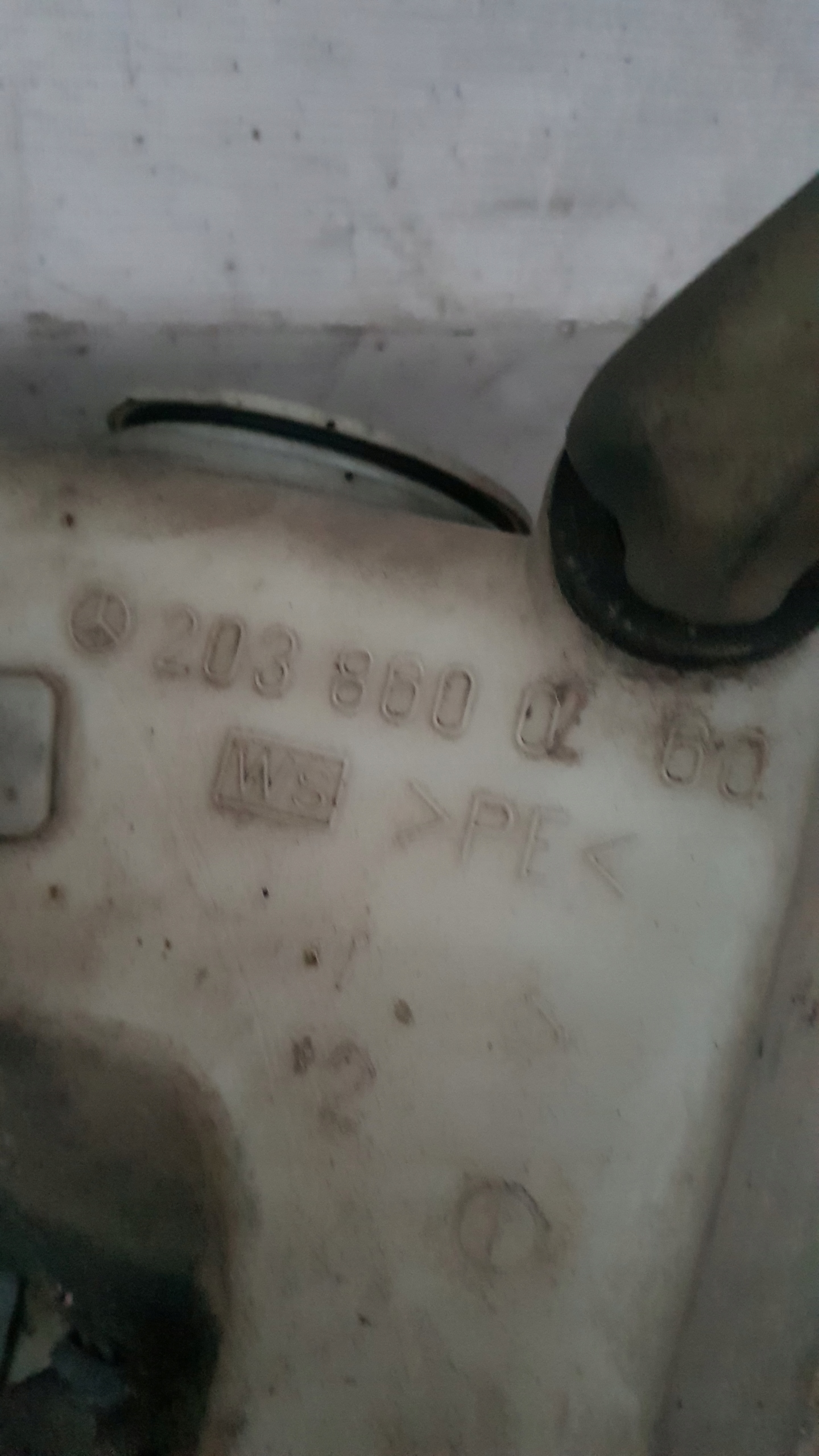 w203 W209 washer fluid tank 203860260