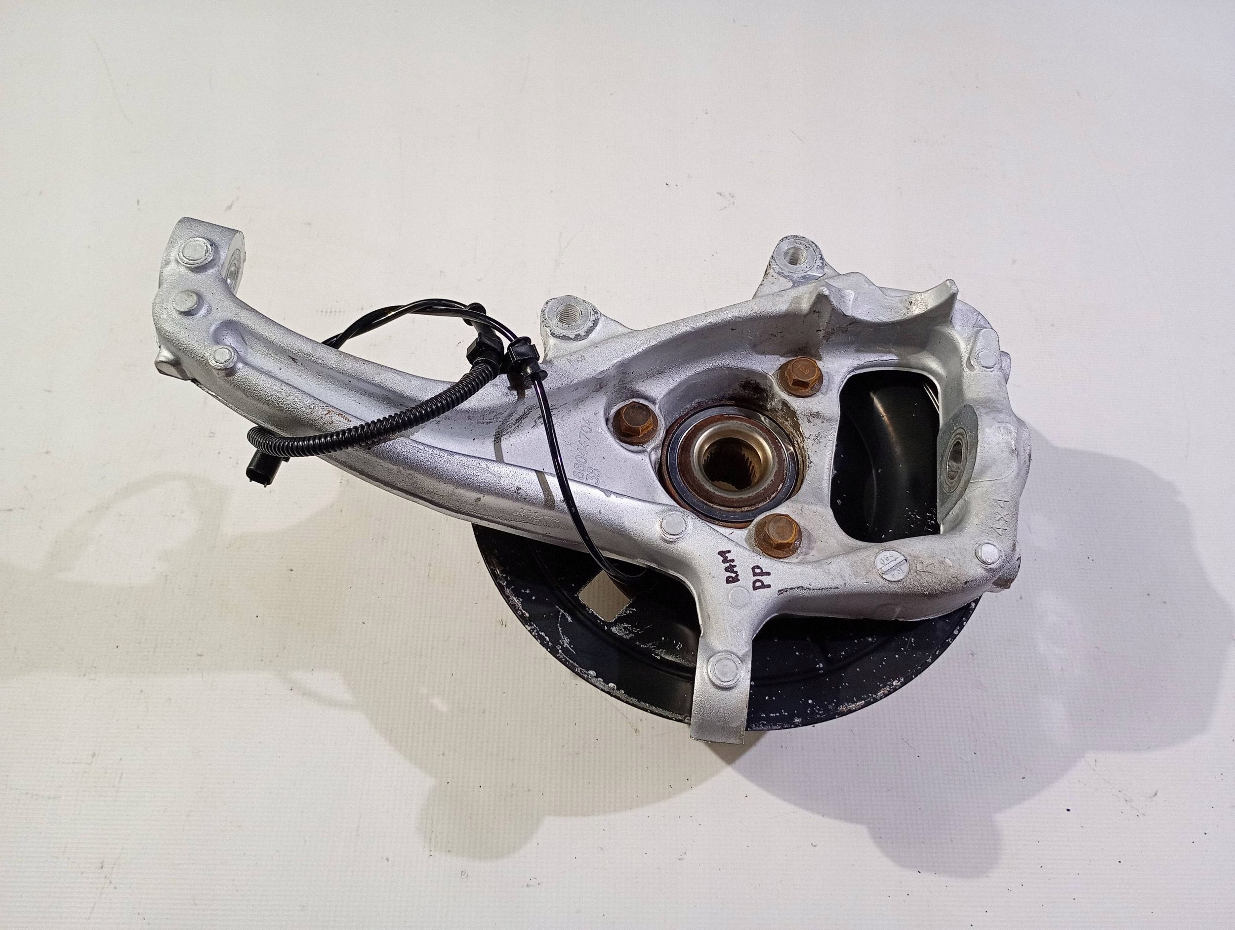 swing of the pivot wheels right front front right Dodge RAM 1500 2009-2018