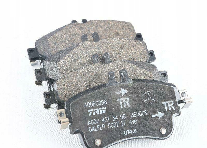 00042 02902 - Тормозные колодки передние оригинальные Mercedes W117 W176