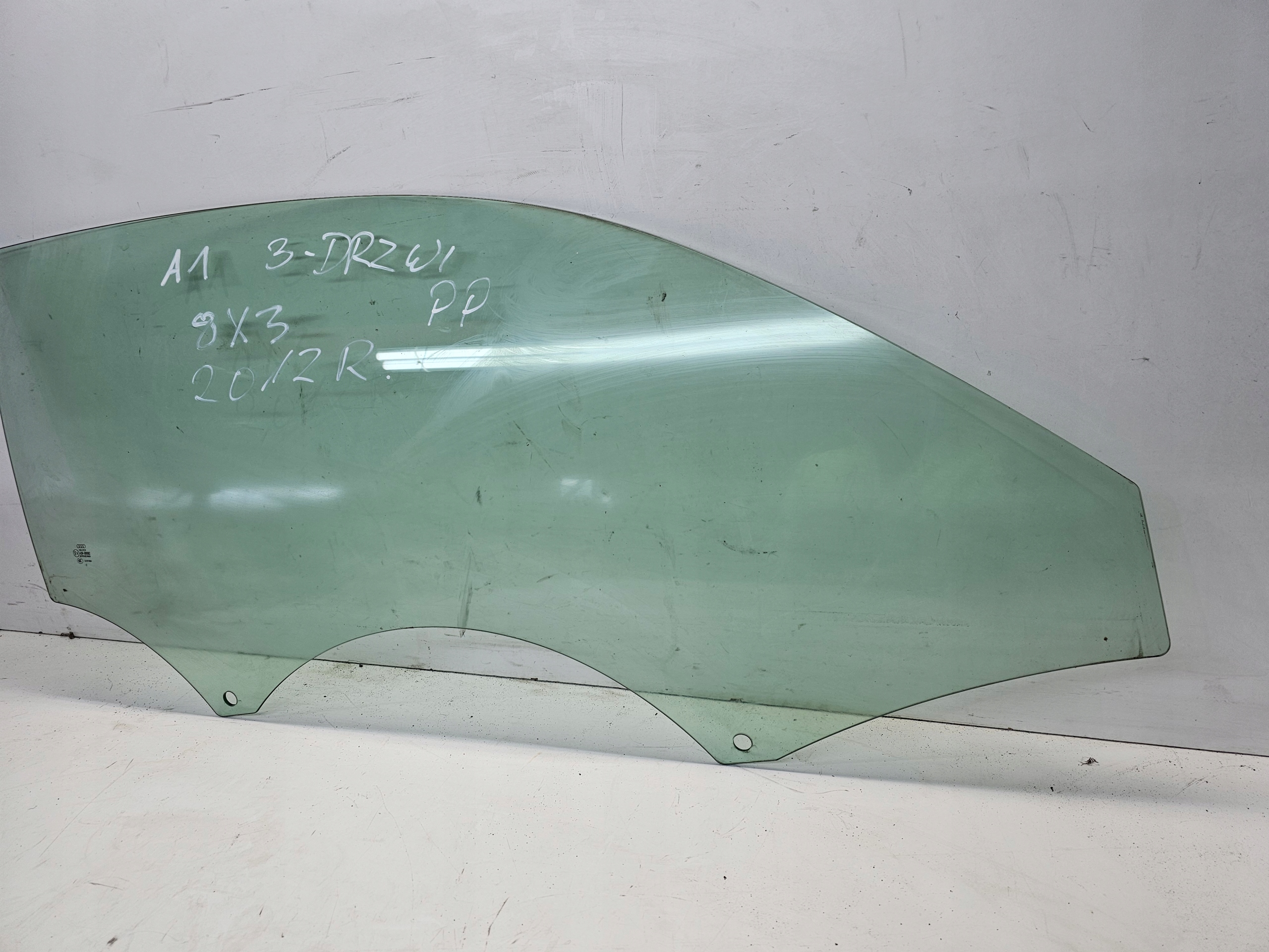 window door right front AUDI A1 8X 3-door 2012R