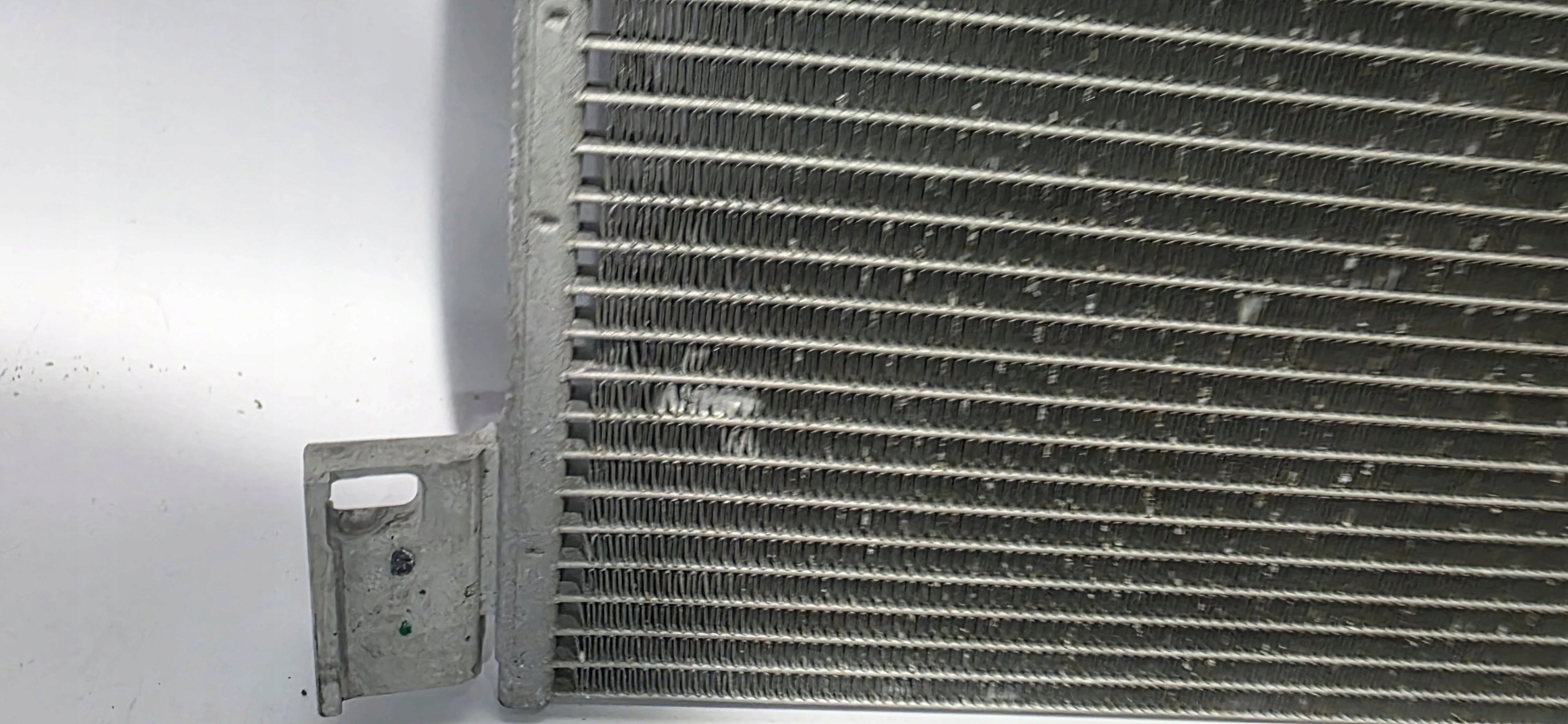 Radiateur climatisation RENAULT CLIO V CAPTUR II 19- Original T47537B
