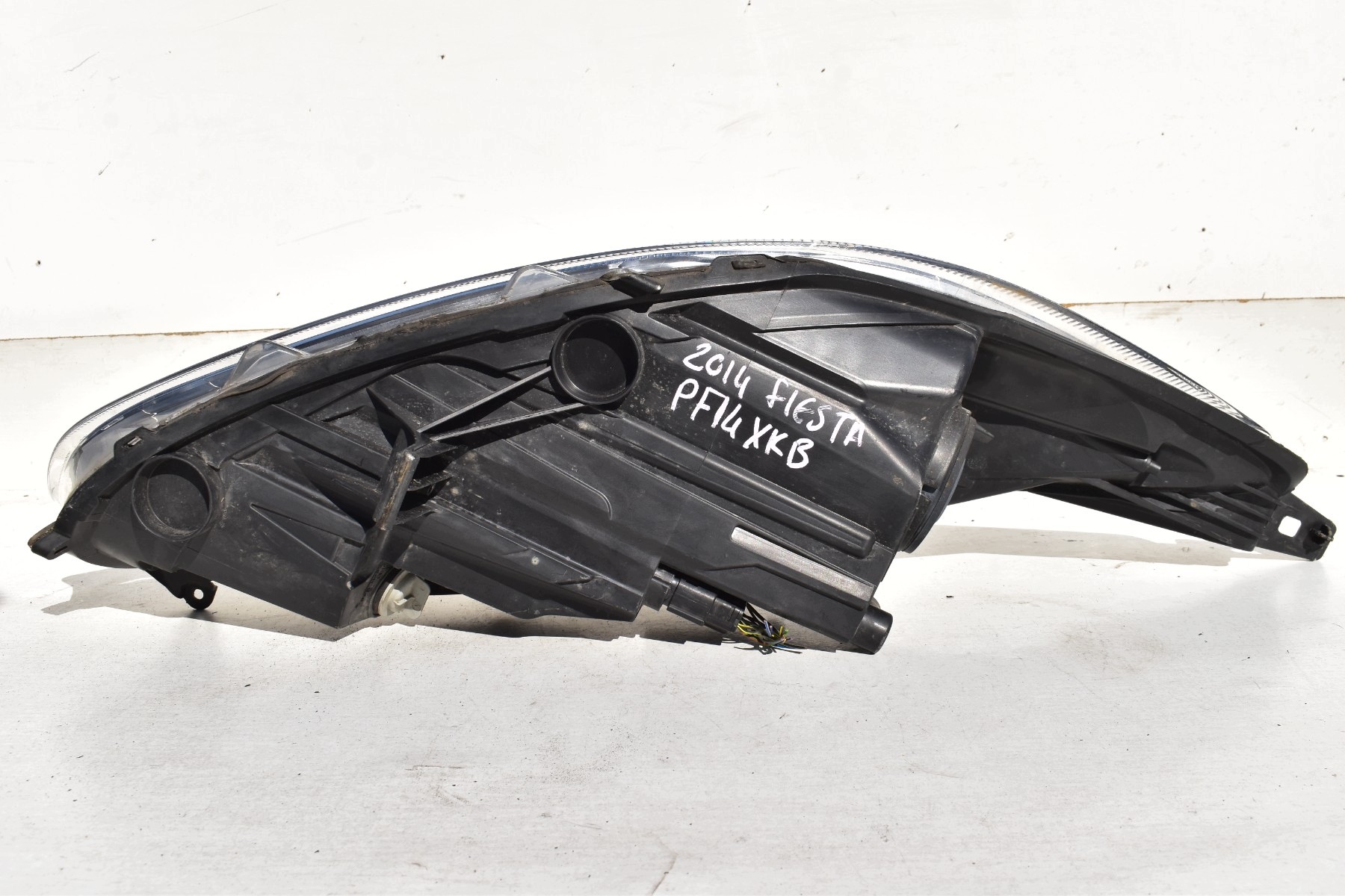 light left front FORD FIESTA MK7 2014r. right hand drive
