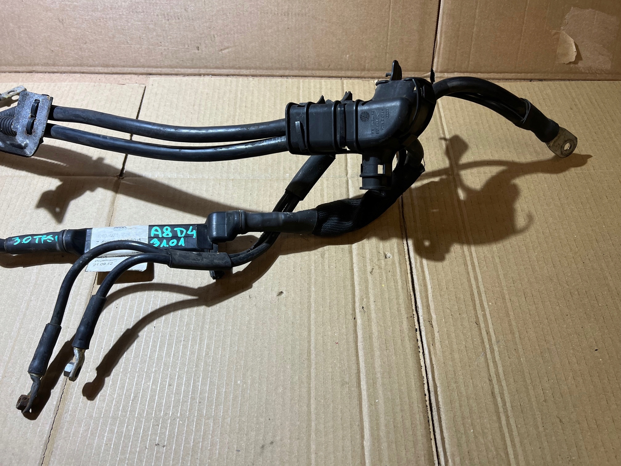 AUDI A8 D4 3.0 TFSI bundle alternator ROZRUSZNIKA 4H0971224AJ