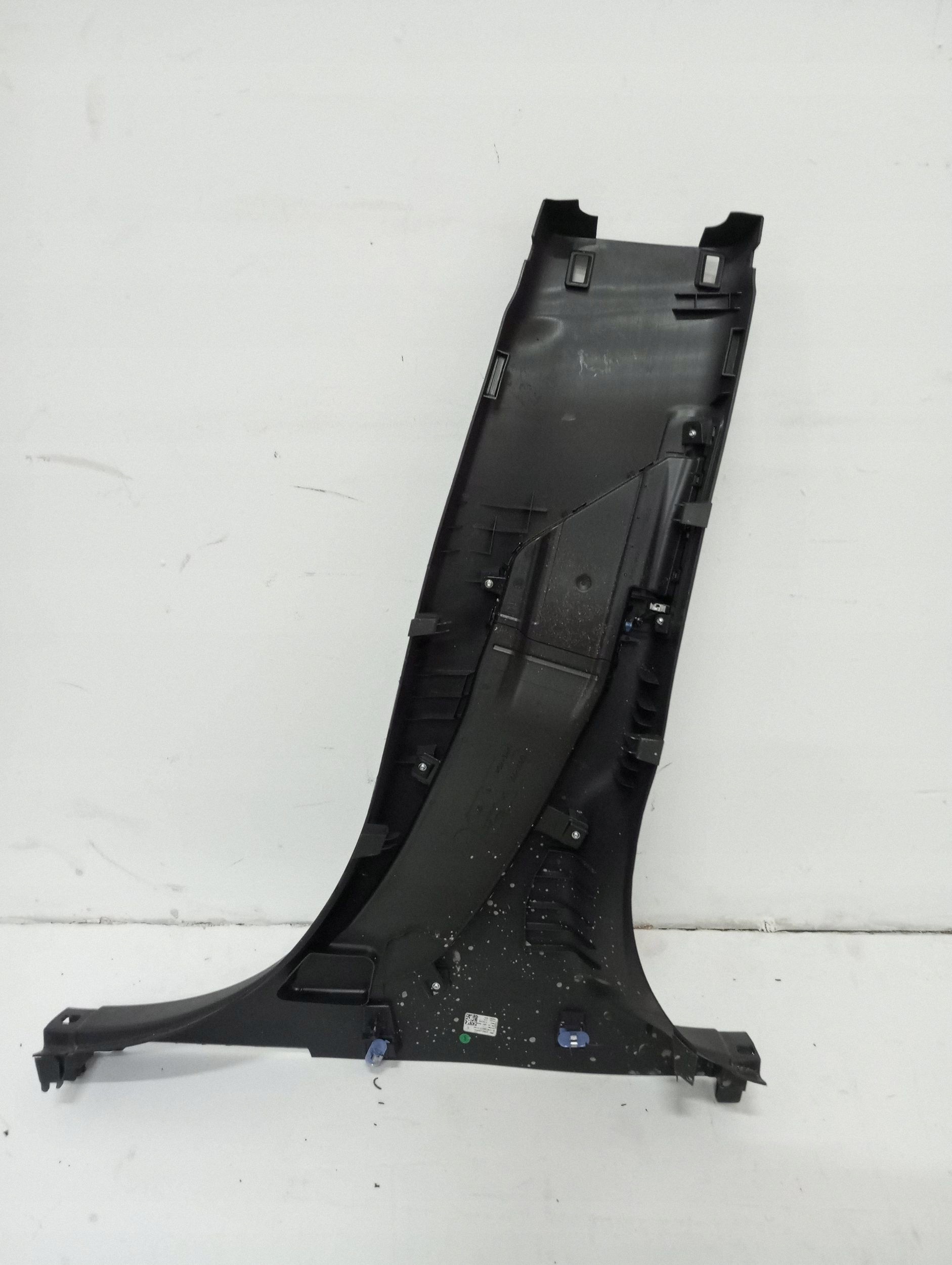 cover SLUPKA B lower rear part left JAGUAR and-PACE J9D3-31057-A