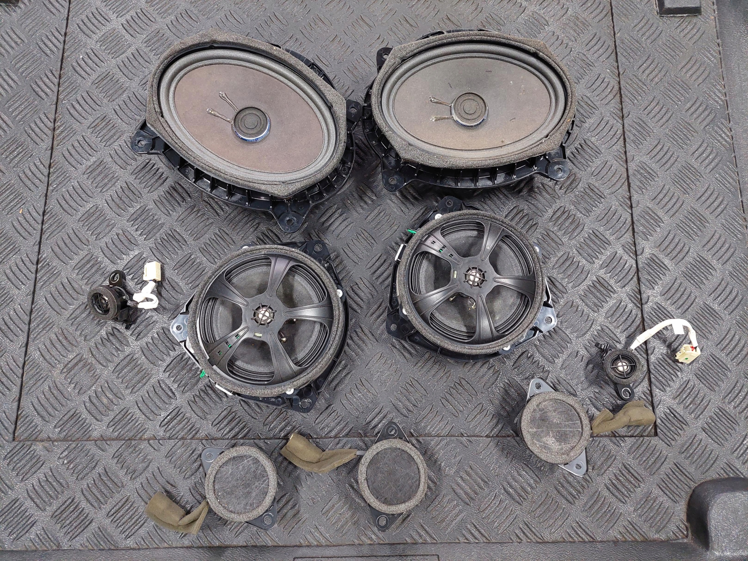 GLOSNIK GLOSNIKI KOMPLET LEXUS RX II RX400 RX300