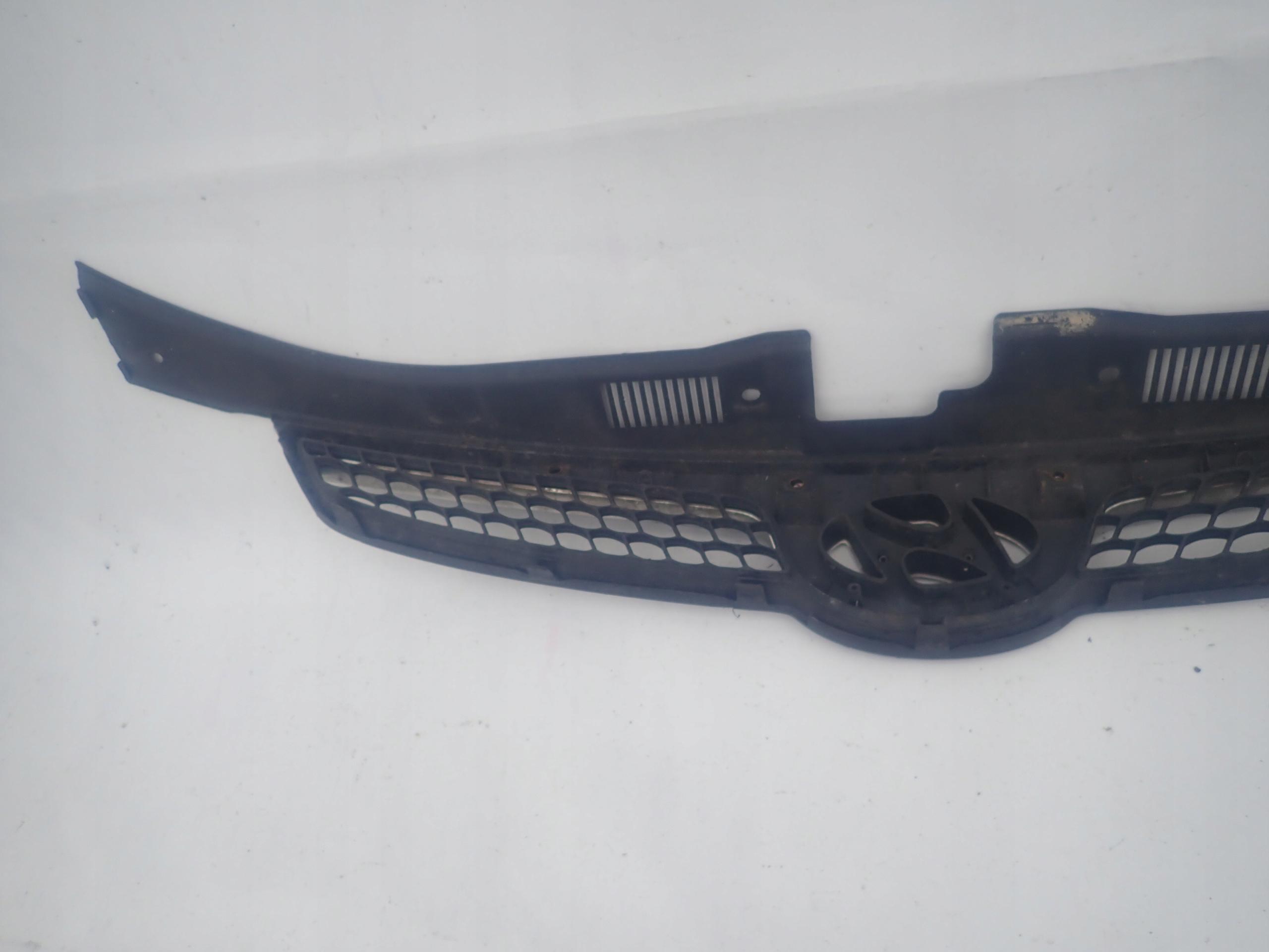 HYUNDAI I30 and 07-10 grill grille radiator
