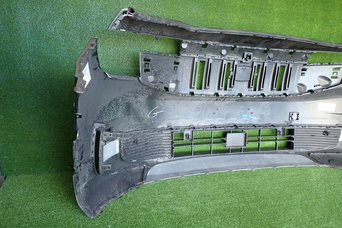 FORD EXPLORER EC ELEKTRYK 24- Frontstoßstange vorne