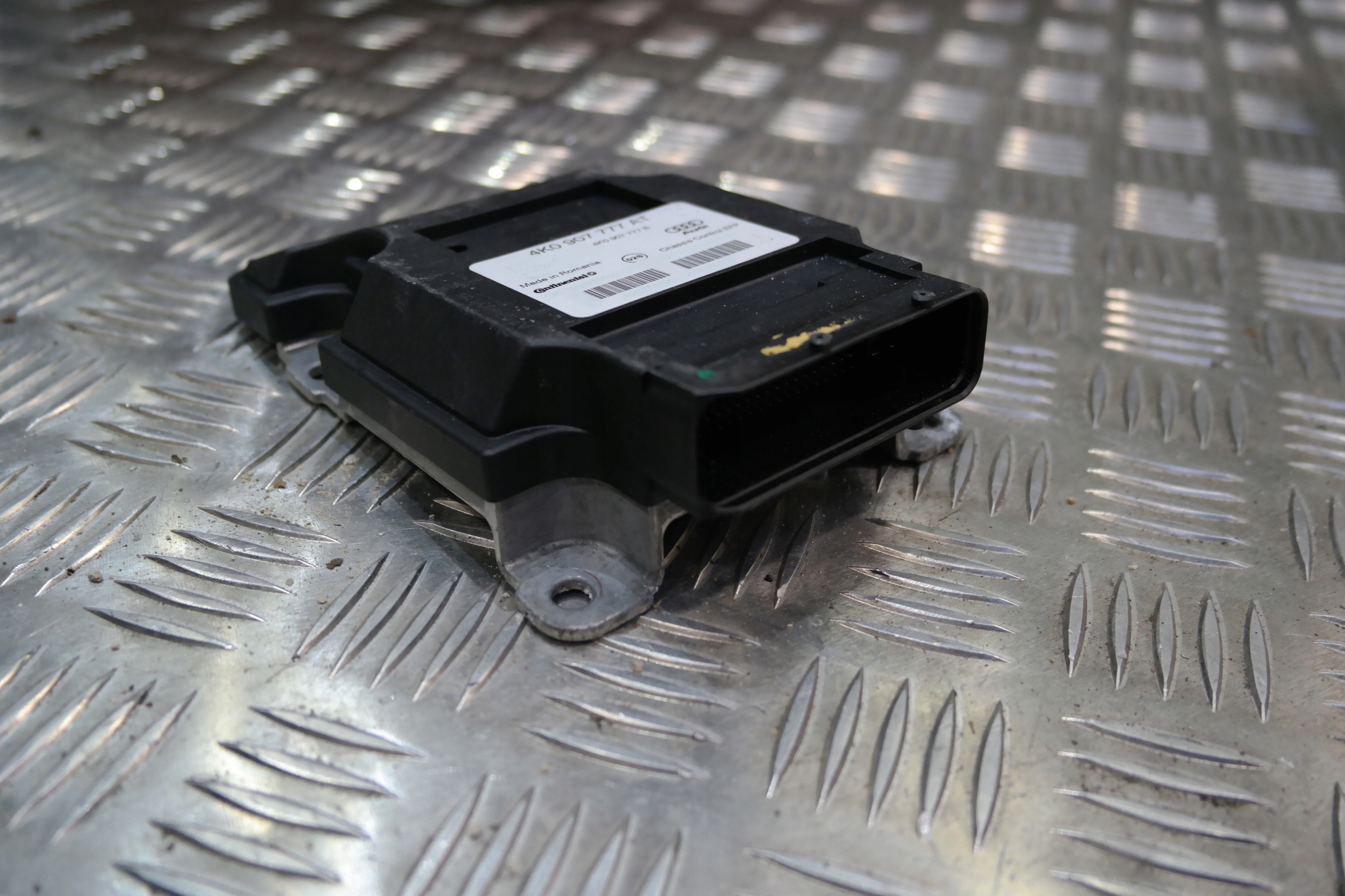 AUDI MODUL STEROWNIK ZAWIESZENIA 4K0907777AT